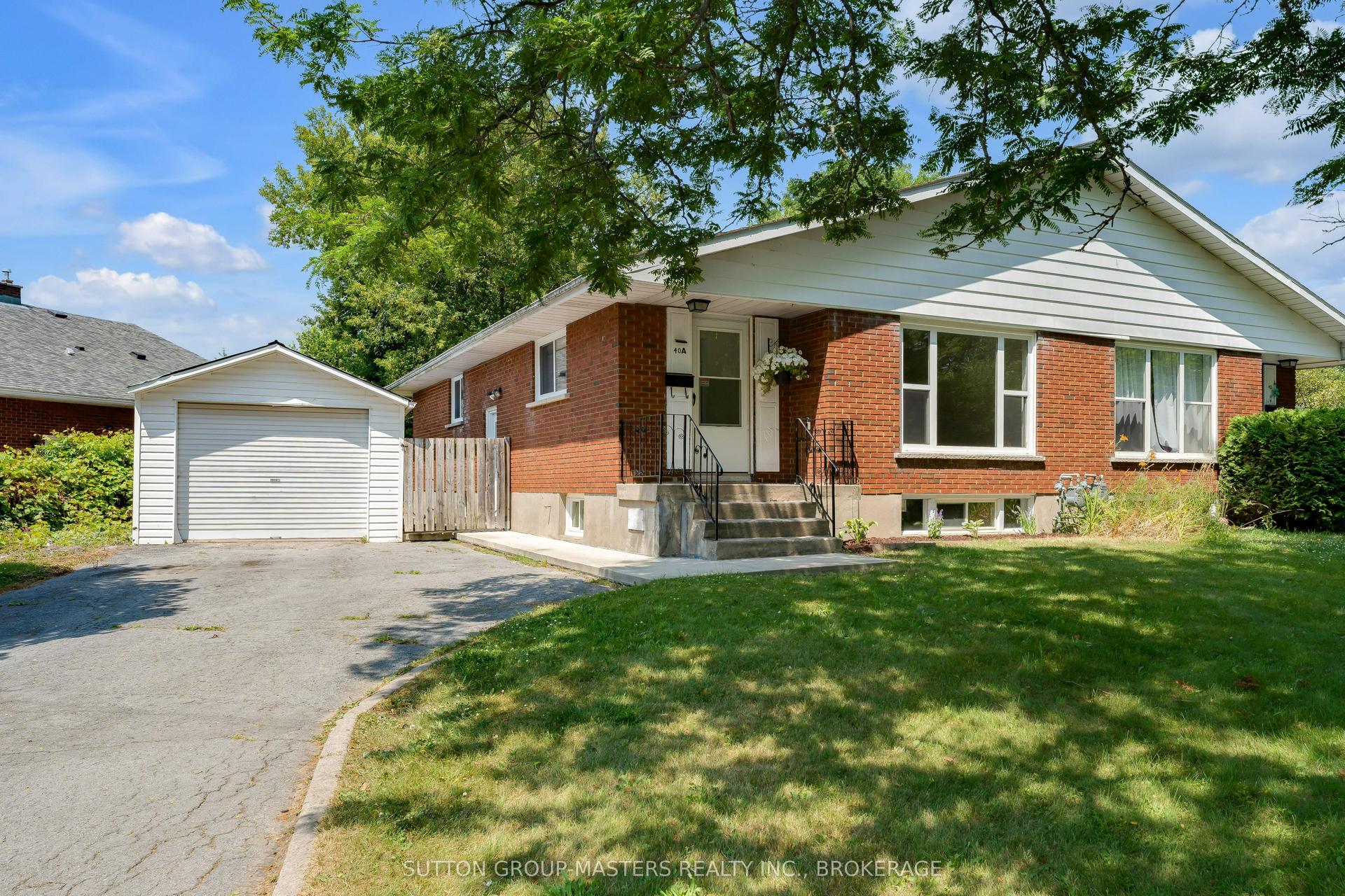 40 Crescent Drive — photo 1