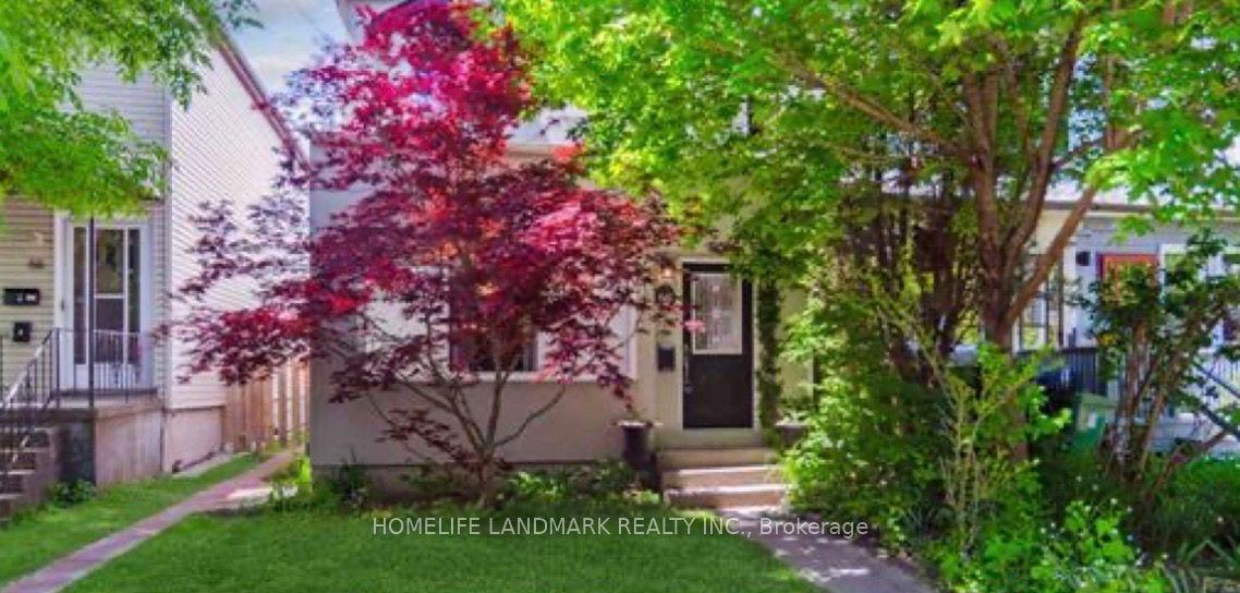 68 Hastings Avenue — photo 1