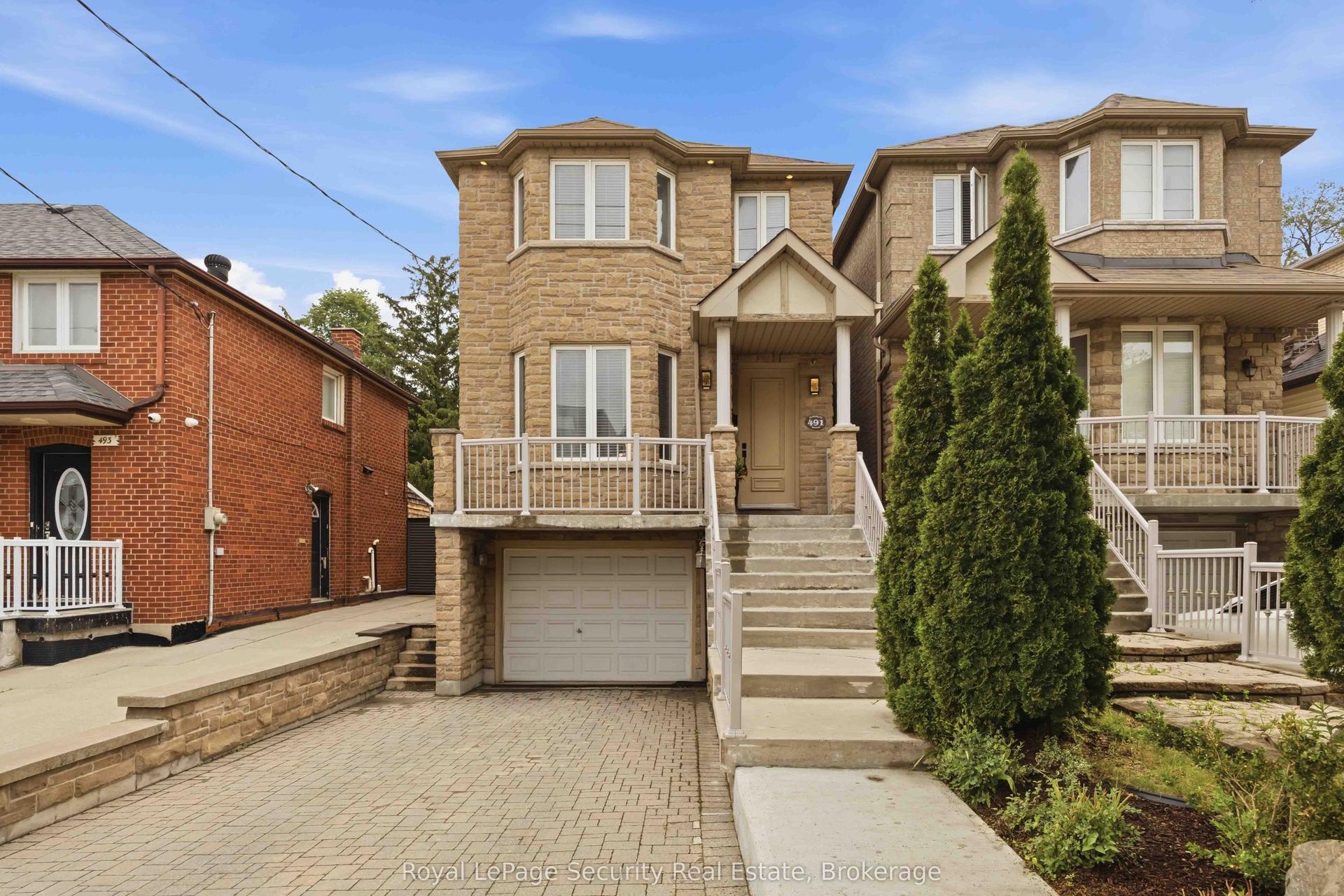 491 Mcroberts Avenue — photo 1