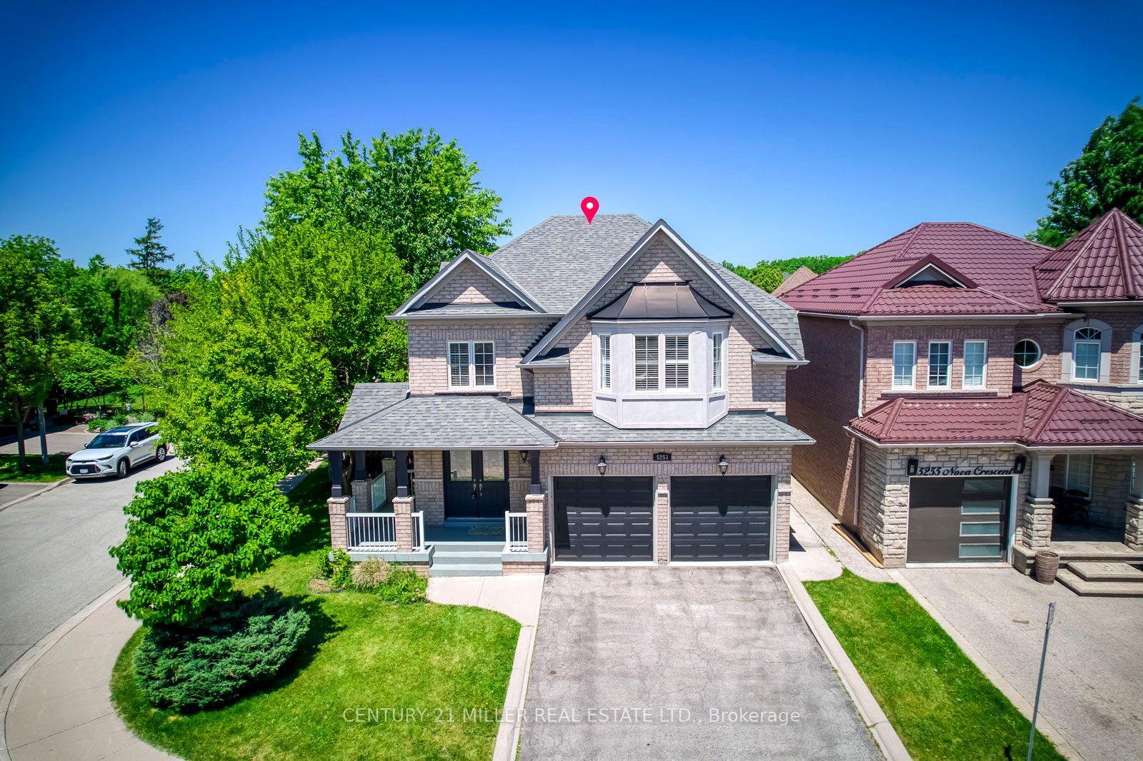5253 Nova Crescent — photo 1