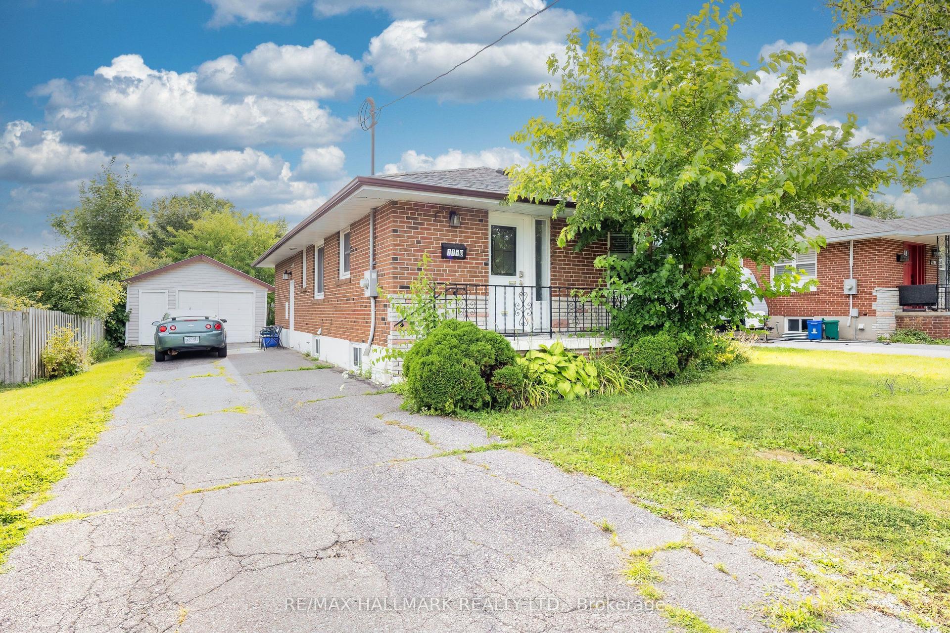 1118 Athol Street Main #Main, Whitby — Detached for lease, photo 1