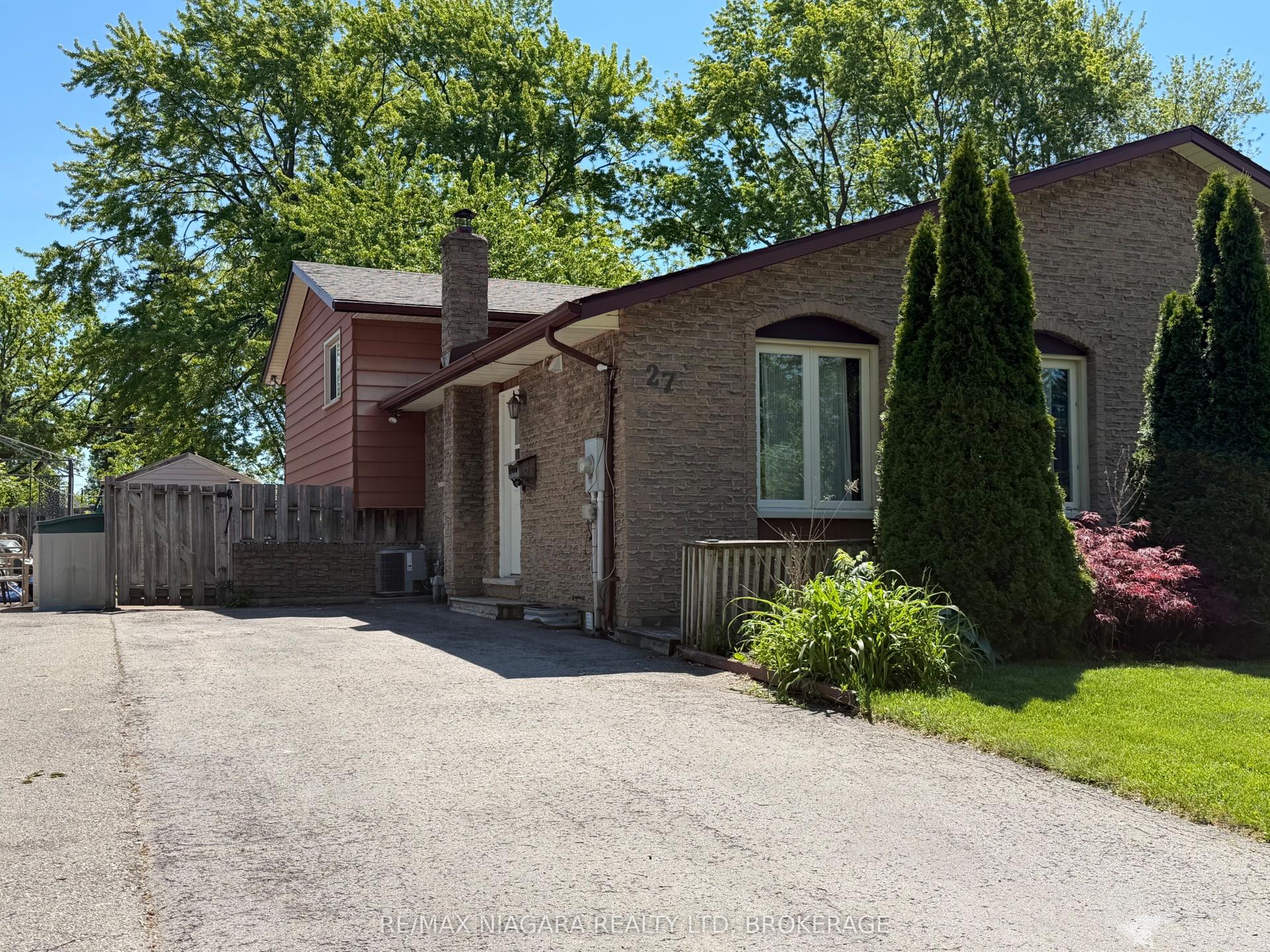 27 Nottingham Court UPPER #UPPER — photo 1