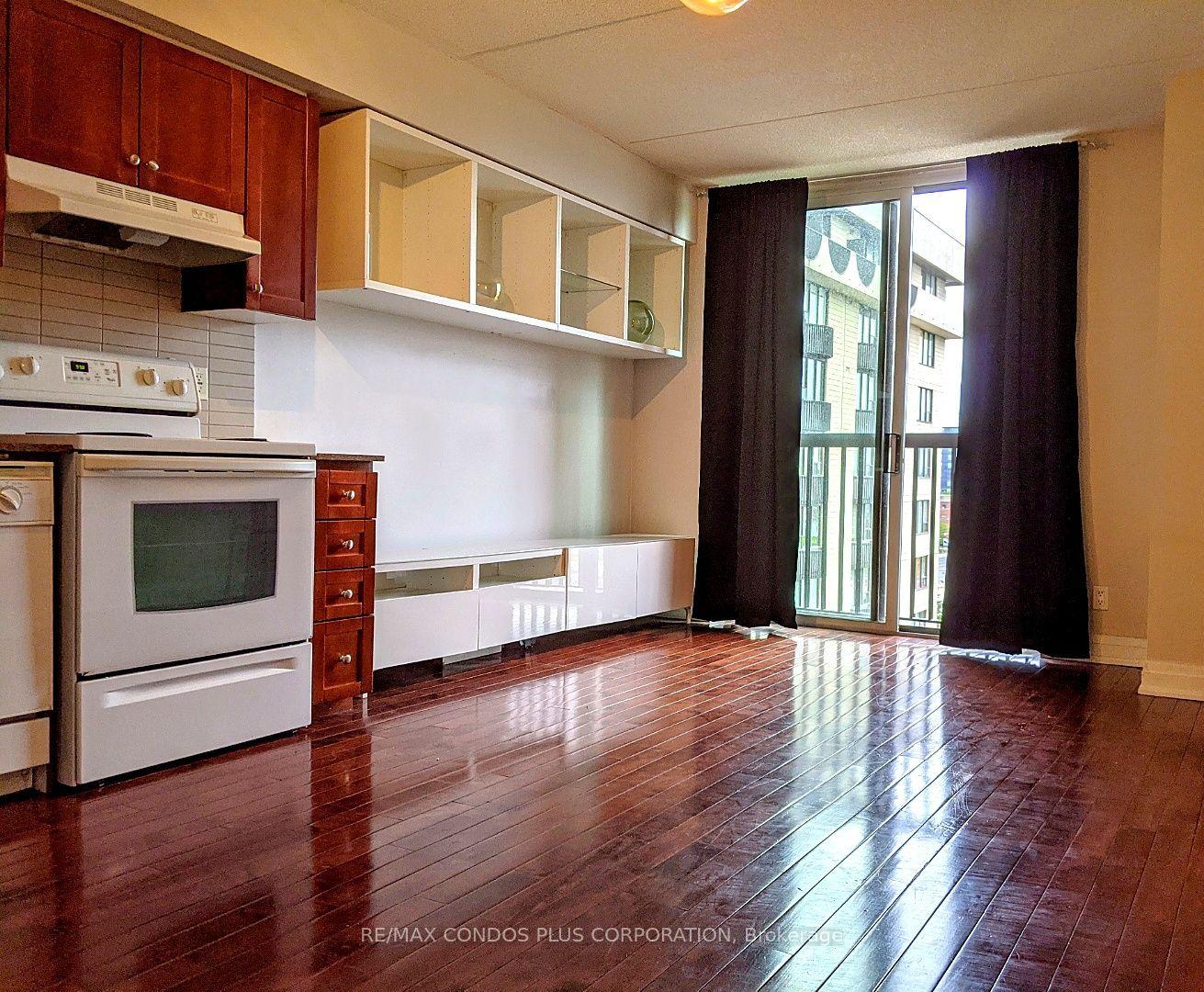 2737 Keele Street 704 #704, Toronto — Condo for lease, photo 1