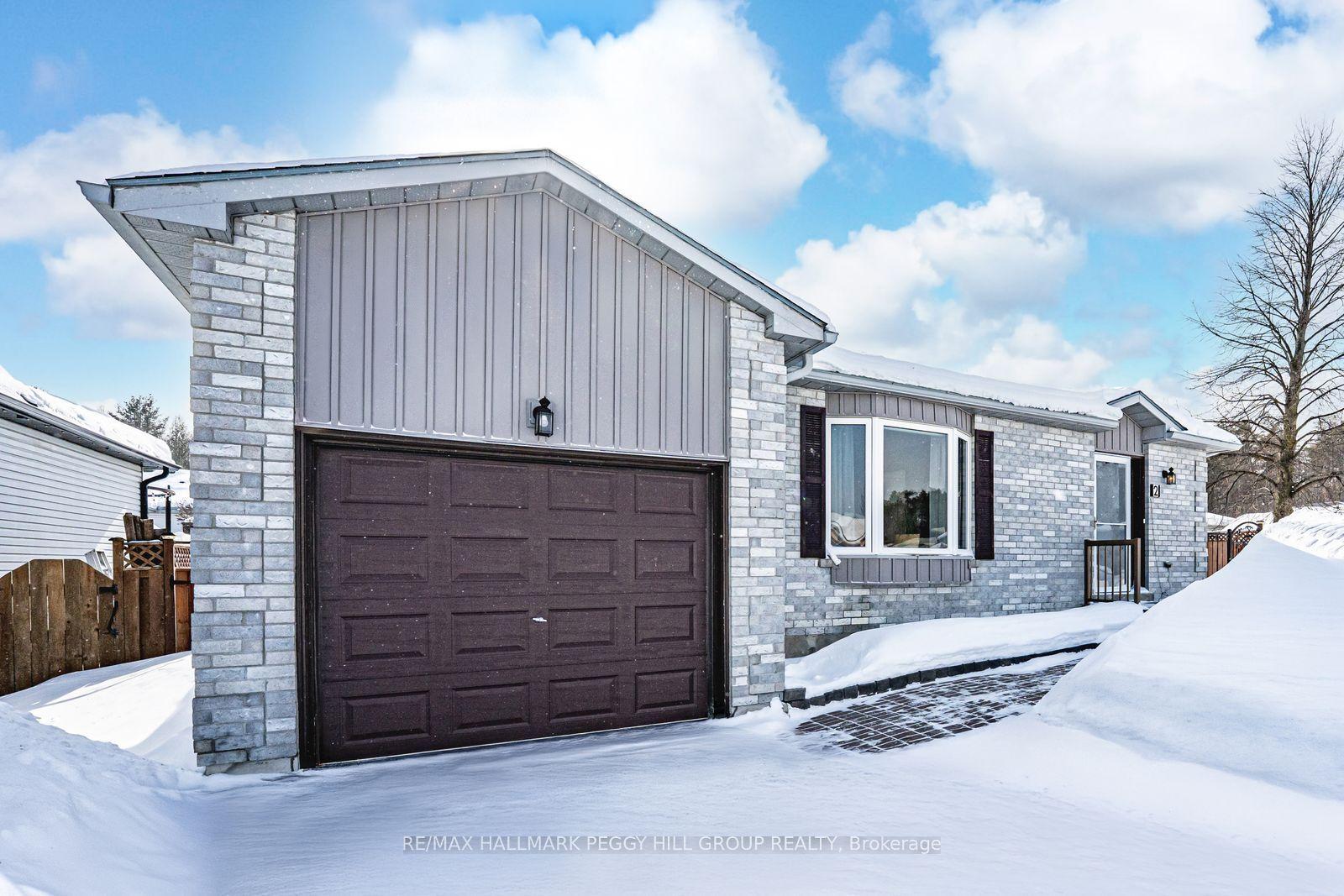 2 McQueen Street — photo 1