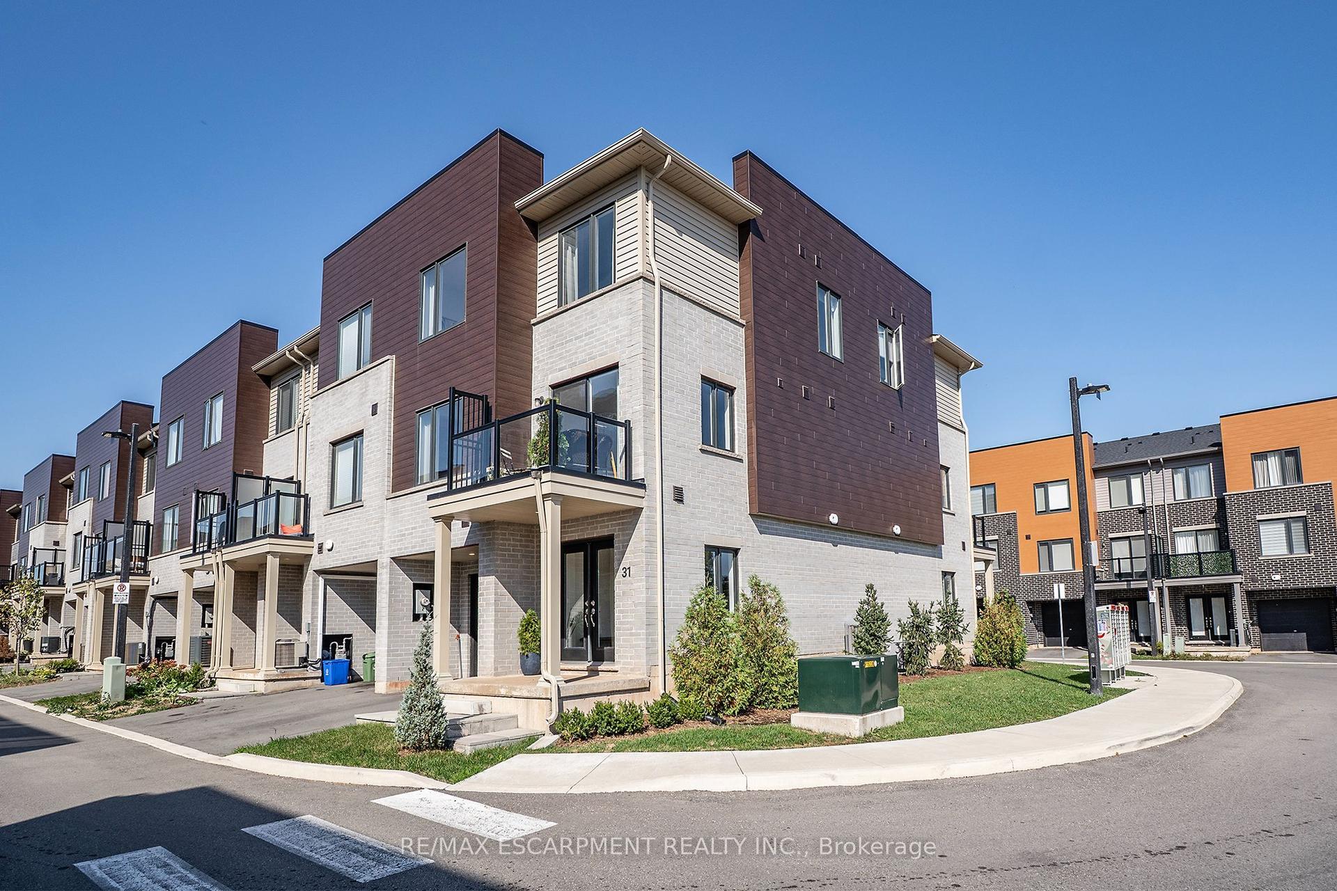 31 Dryden Lane, Hamilton — Condo Town for sale, photo 1