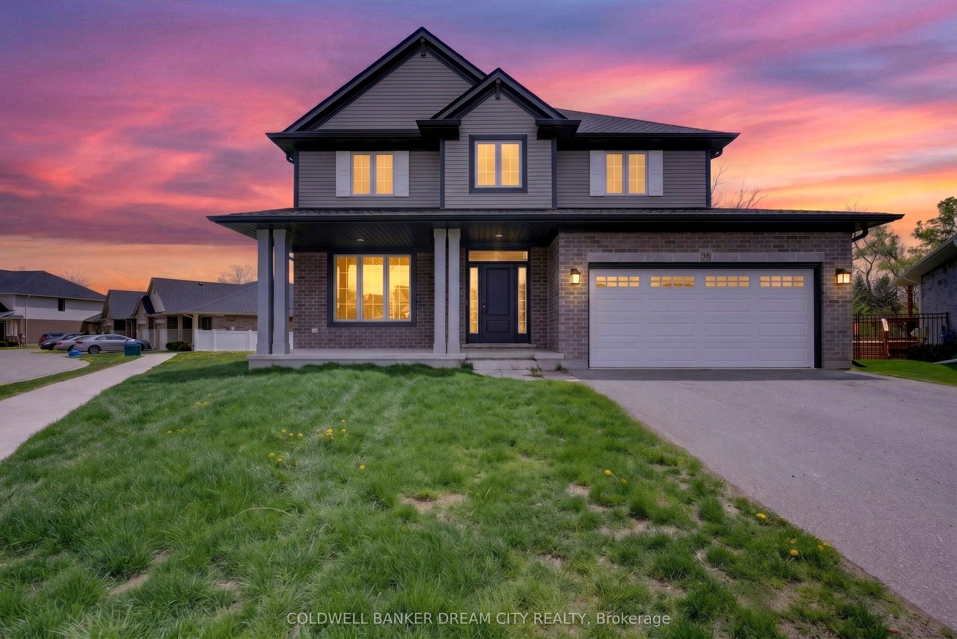98 LIVINGSTON Drive — photo 1
