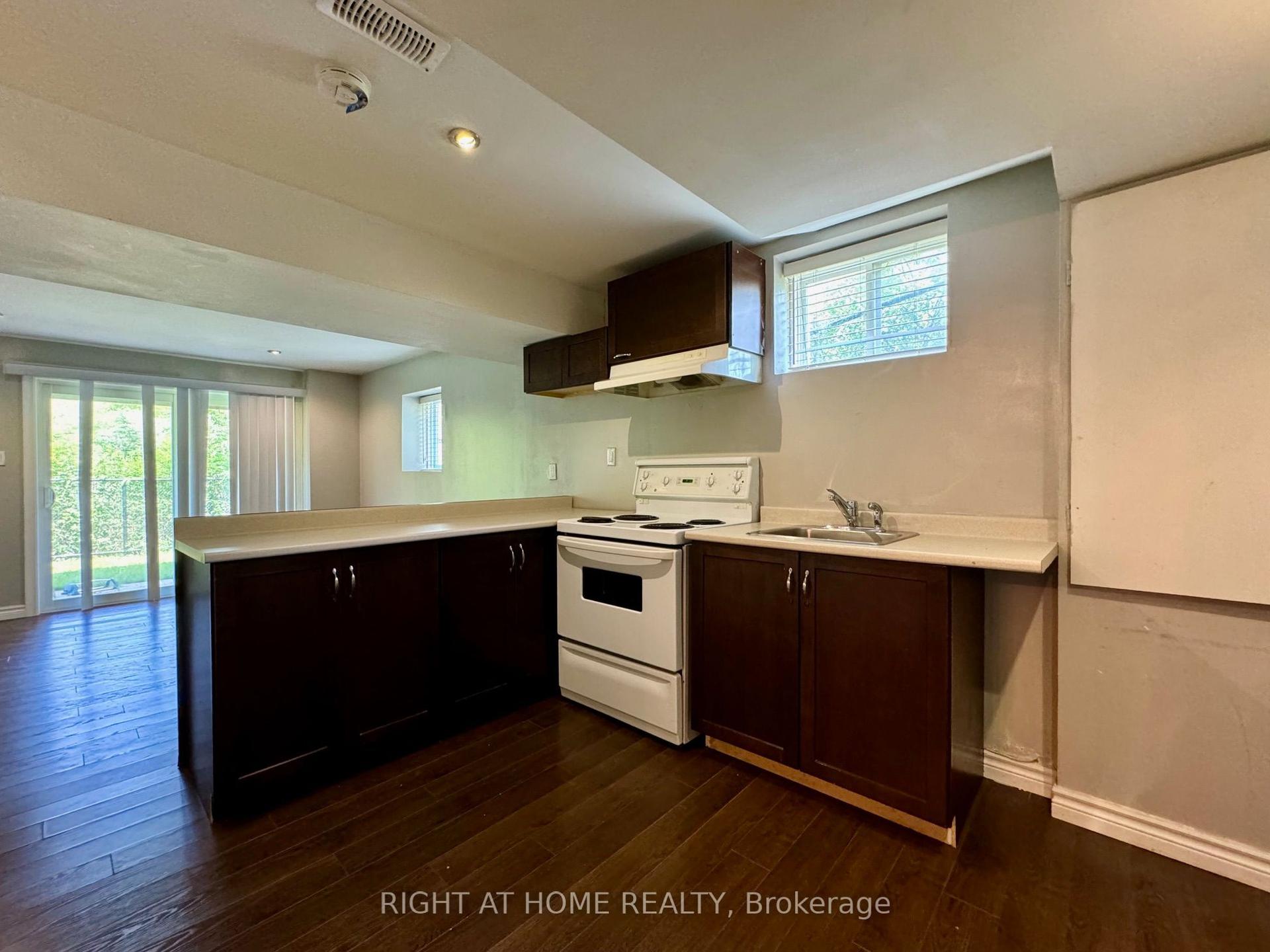 1045 Tock Close Bsmt #Bsmt — photo 1