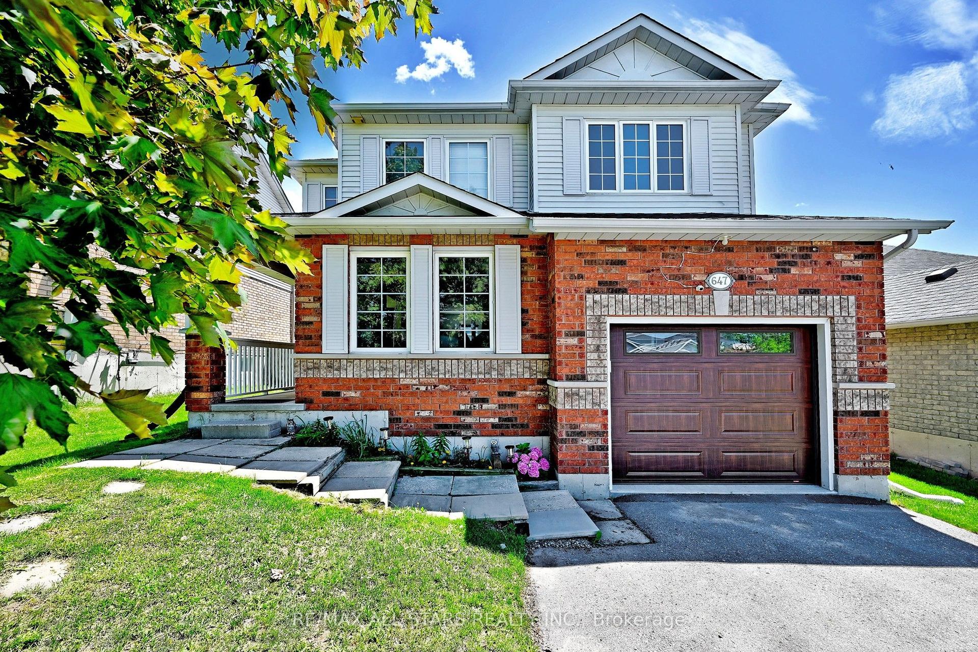 647 Trailview Drive — photo 1