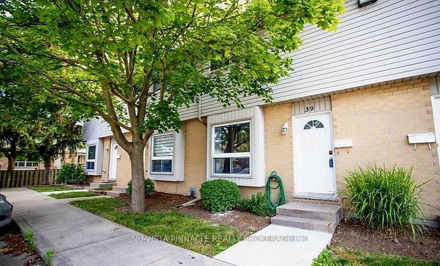 577 Third Street 39 #39, London East — Condo Town for lease, photo 1