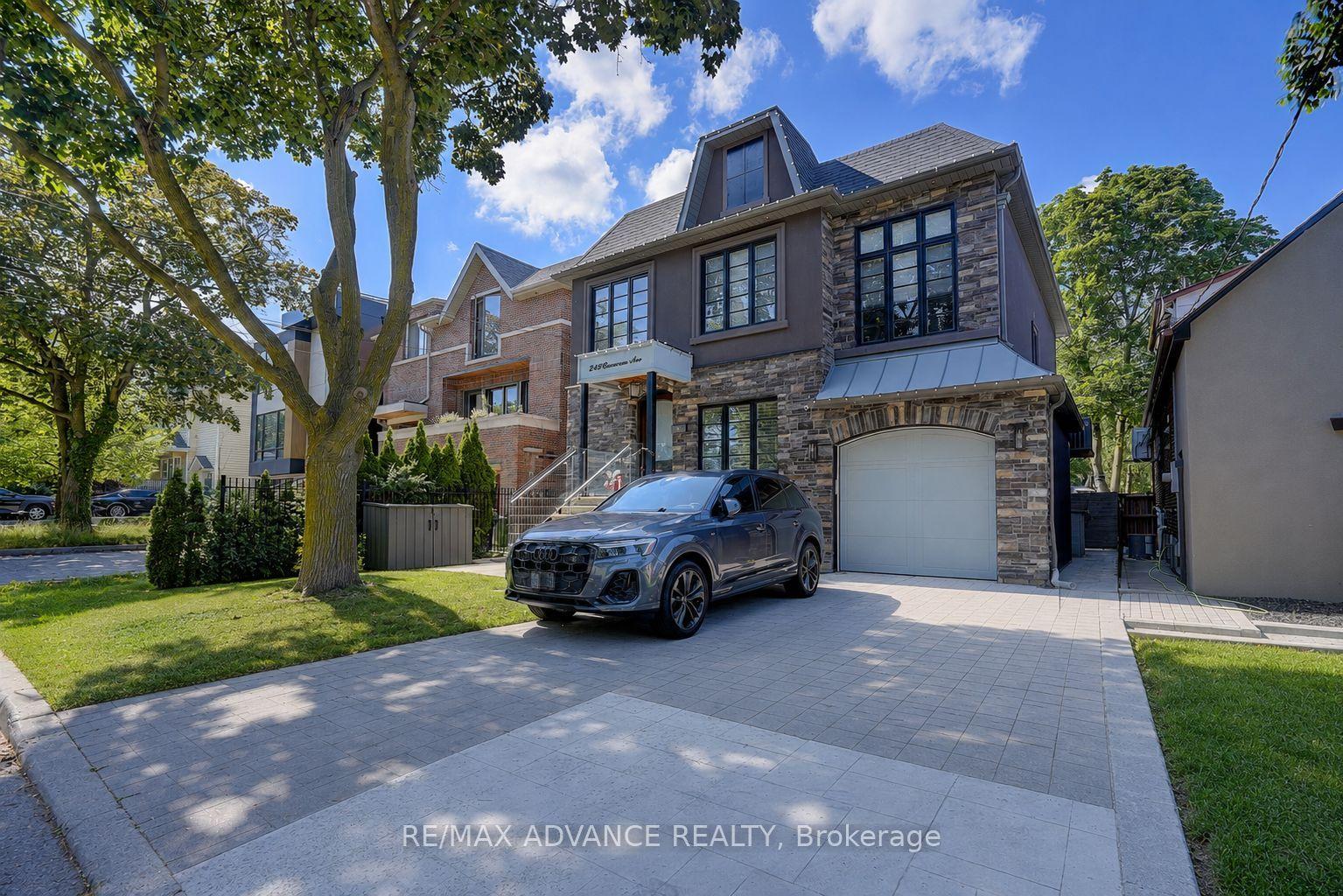 218 Cameron Avenue, Toronto — Detached for sale, photo 1