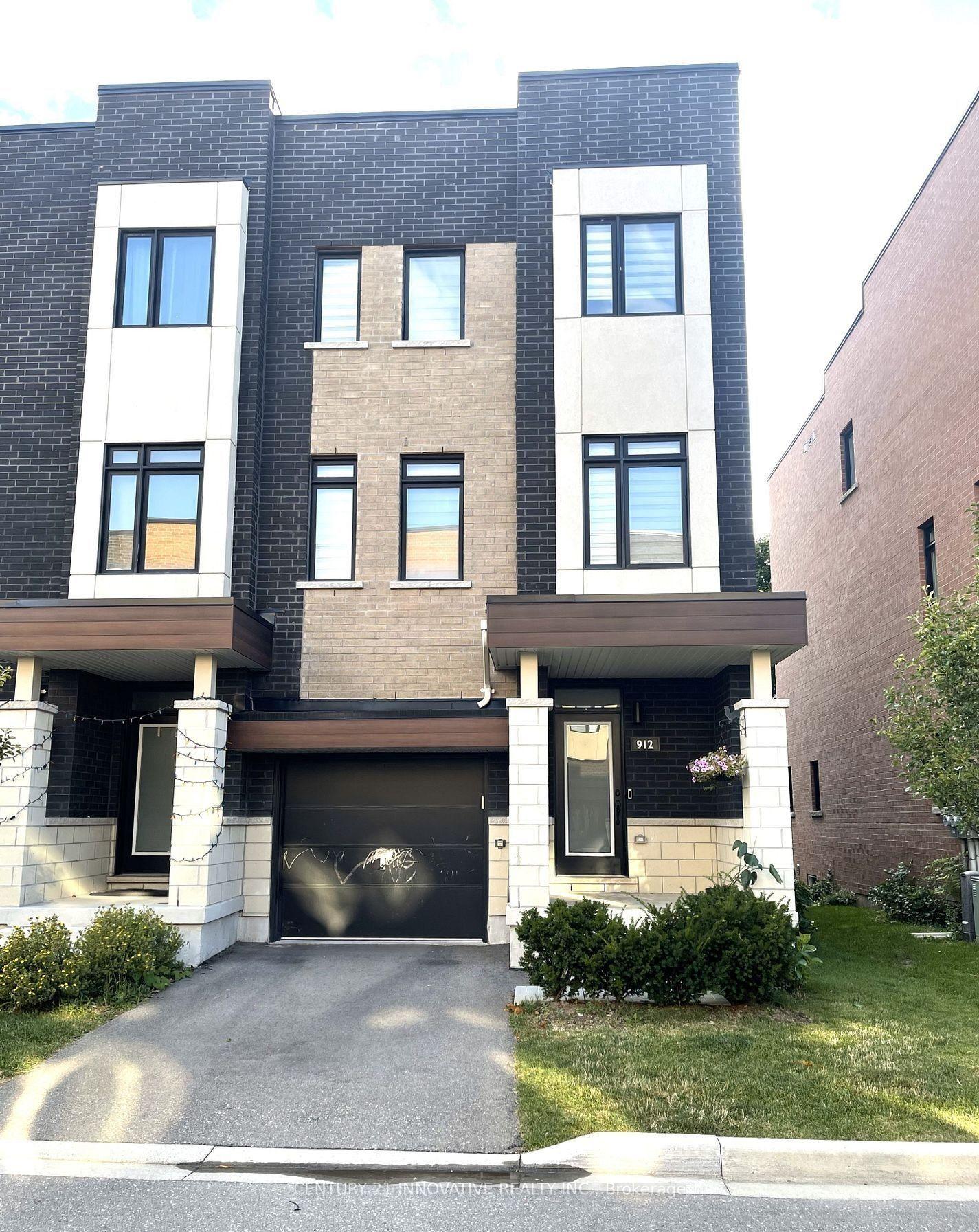 912 Kicking Horse Path, Oshawa — Townhouse for lease, photo 1