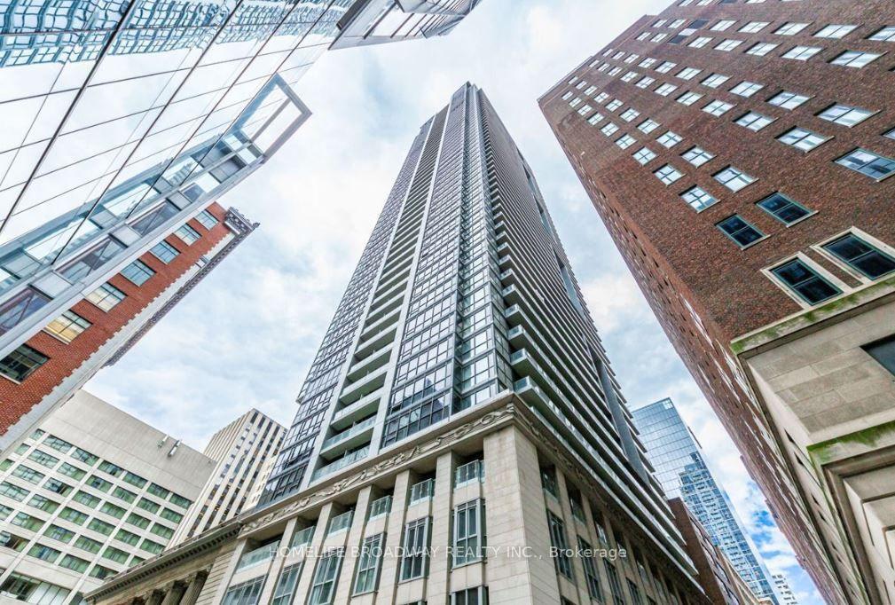 70 Temperance Street 5317 #5317, Toronto — Condo for lease, photo 1