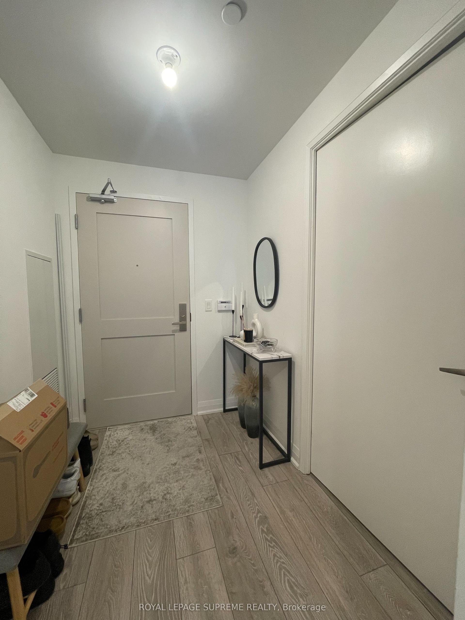 26 Gibbs Road 646 #646 — photo 1