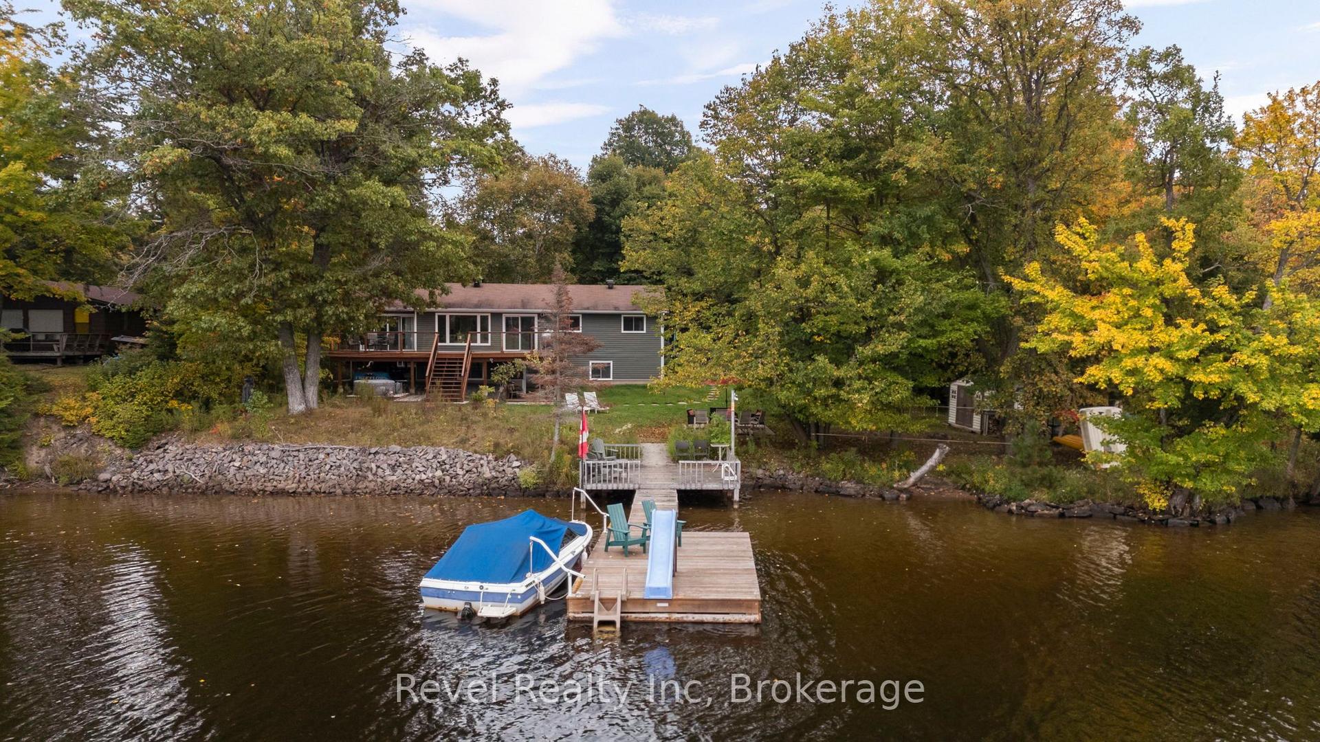 210 Burnett's Road — photo 1