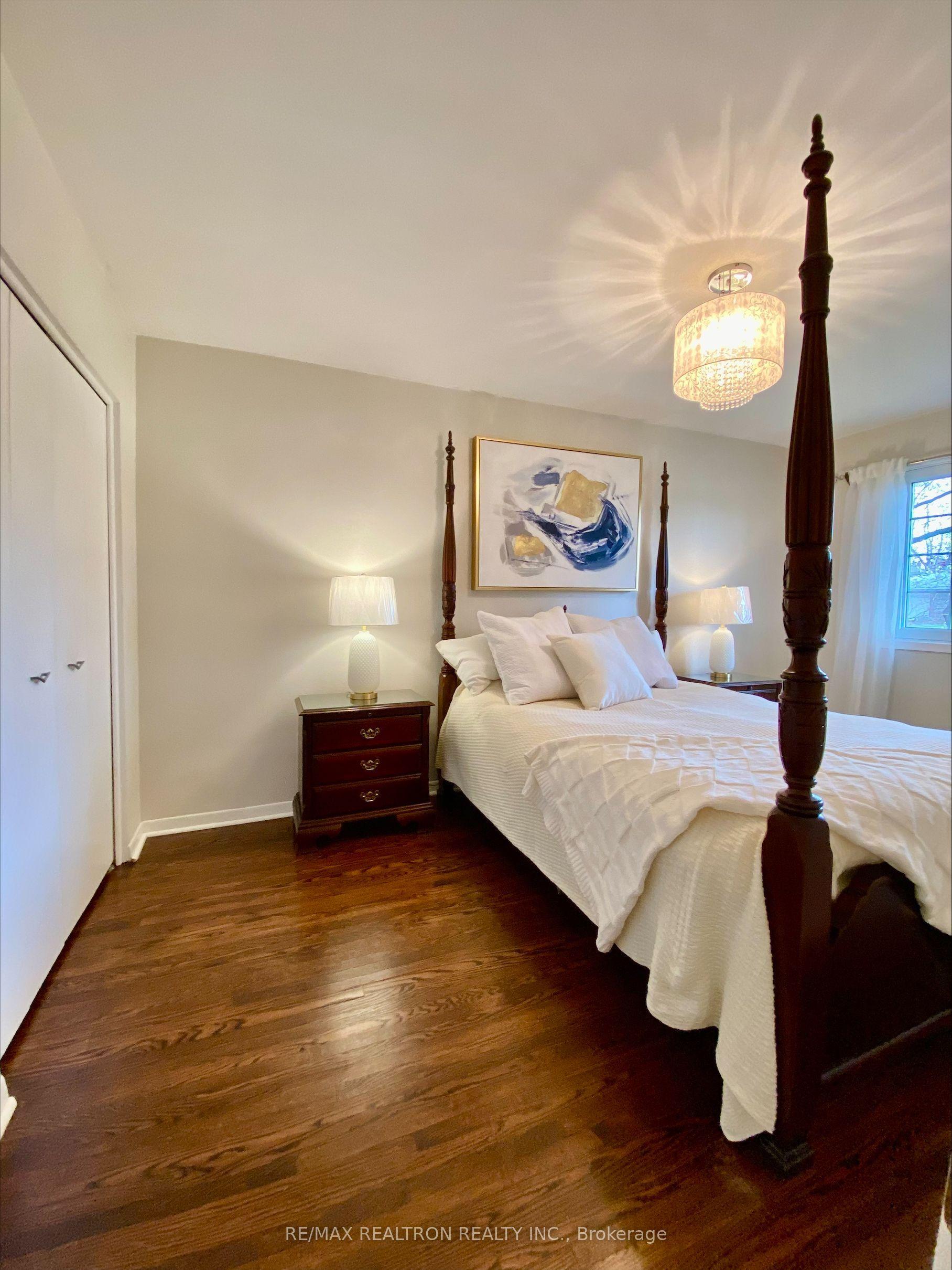 42 Resolution Crescent — photo 1