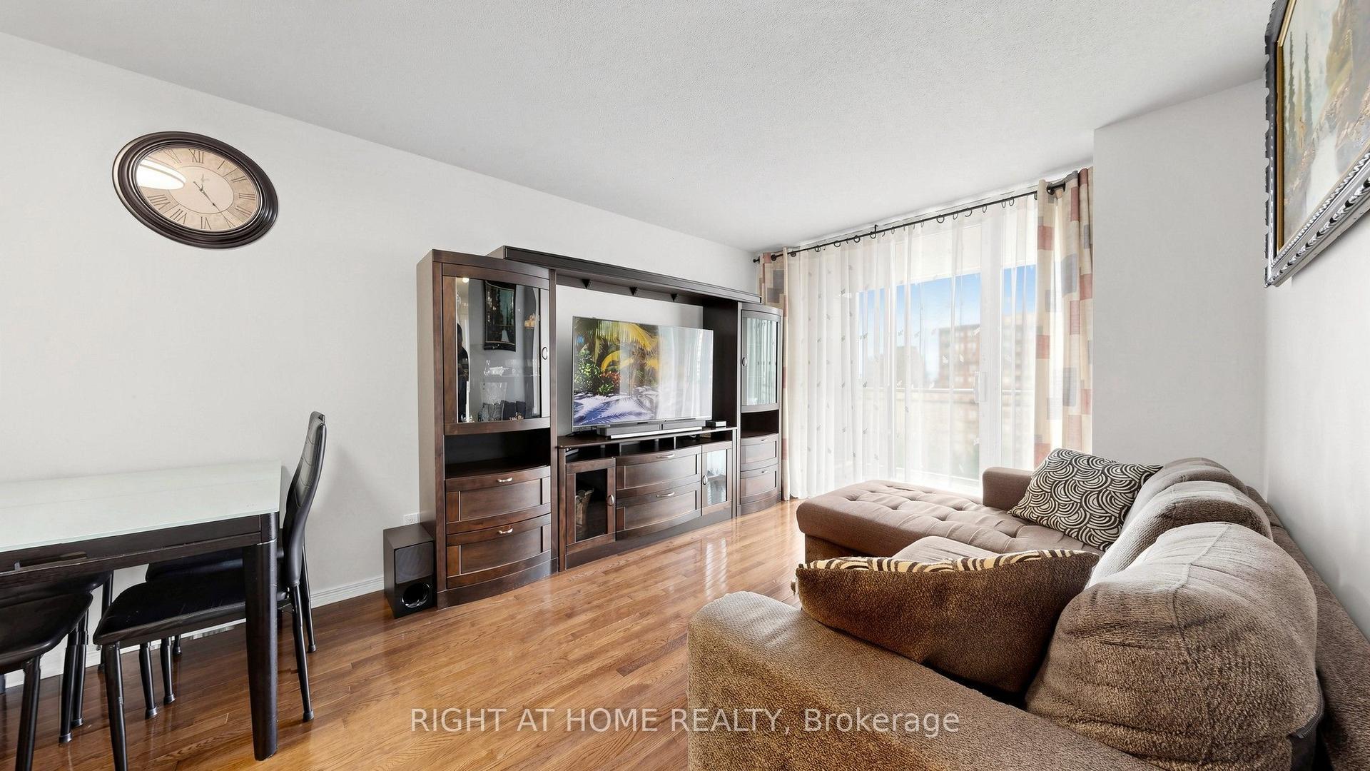 330 Red Maple Road 1103 #1103, Richmond Hill — Condo for sale, photo 1