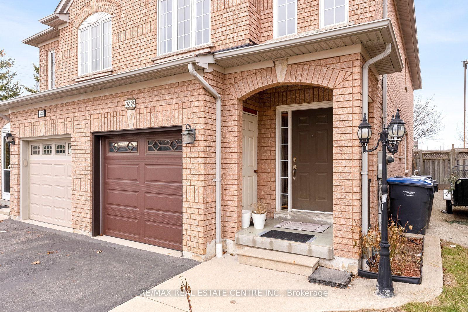 5382 Longhouse Crescent Upper #Upper, Mississauga — Semi-Detached for lease, photo 1