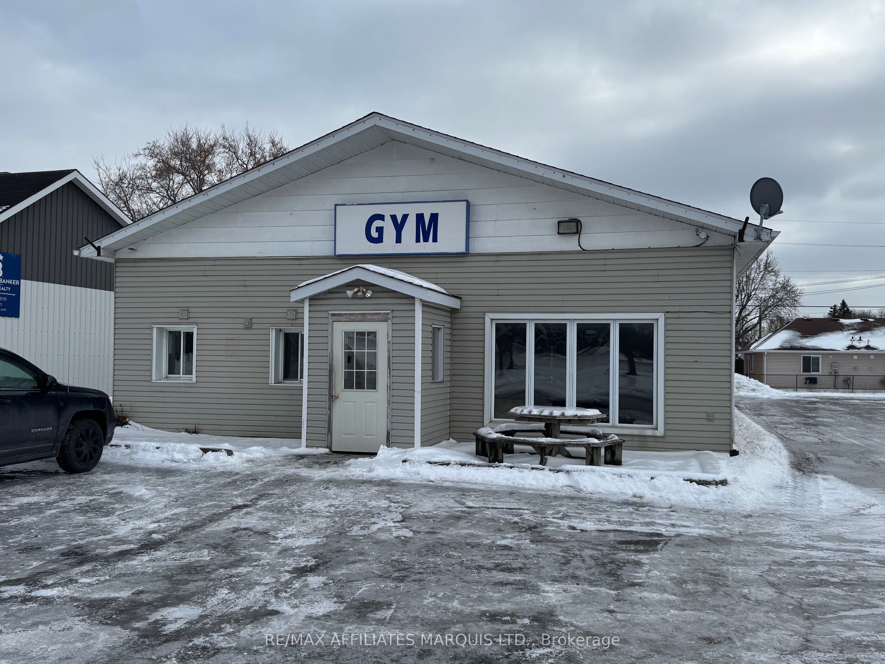 155 Main Street — photo 1