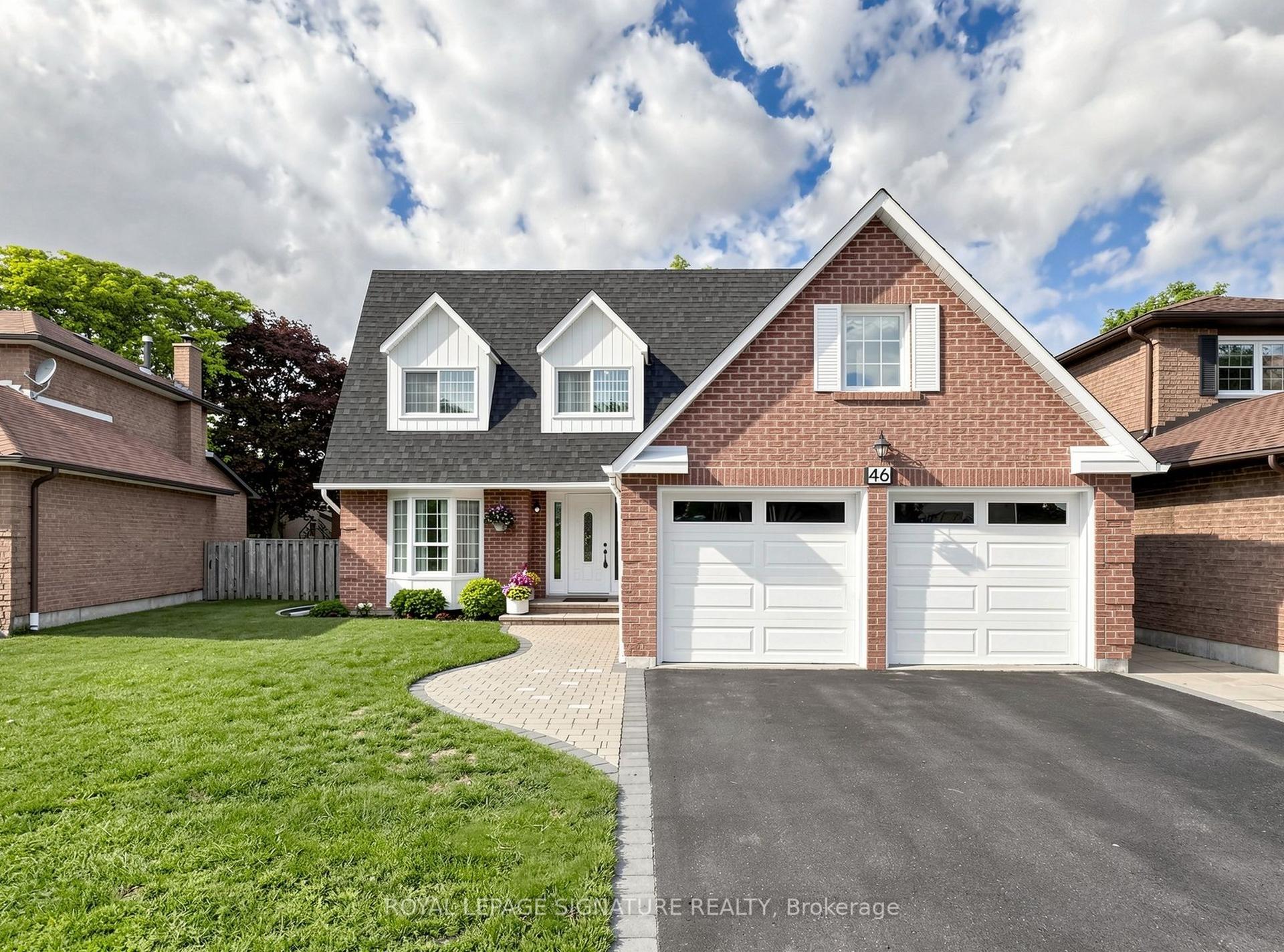 46 Gaslight Crescent — photo 1
