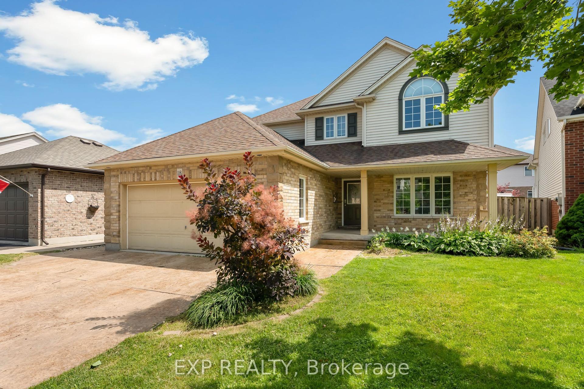 18 Briarwood Drive, St. Catharines — Detached for sale, photo 1