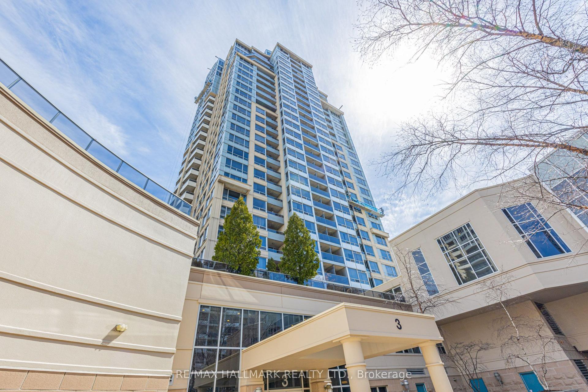 3 Rean Drive 112 #112, Toronto — Condo for sale, photo 1