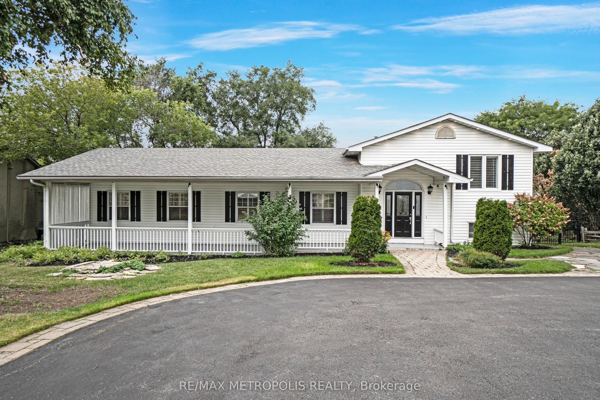 1872 Appleview Road Main #Main — photo 1