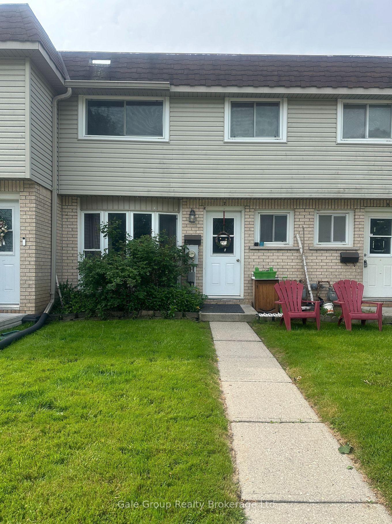 75 Springbank Avenue N 7 #7, Woodstock — Condo Town for lease, photo 1