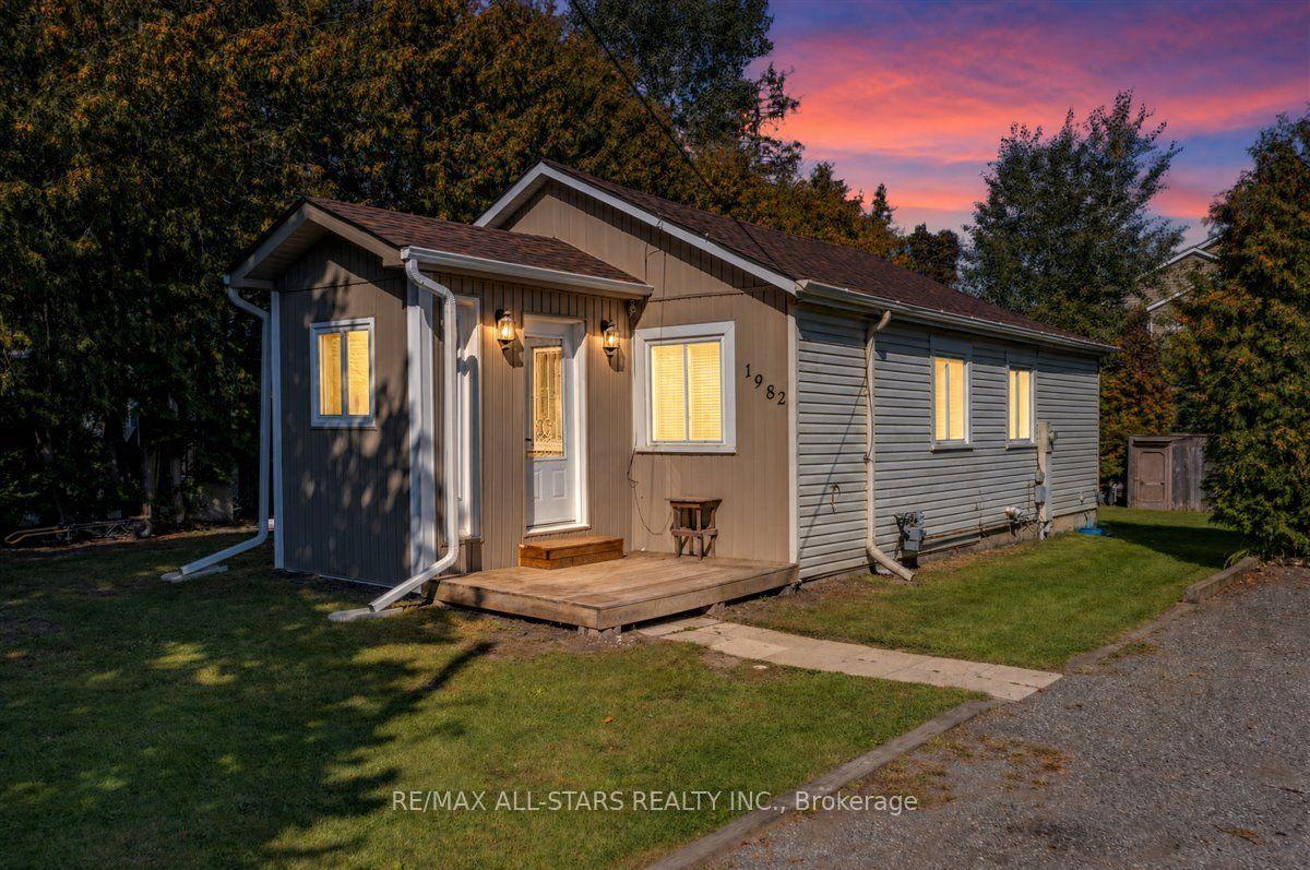 1982 Metro Road N, Georgina — Detached for sale, photo 1