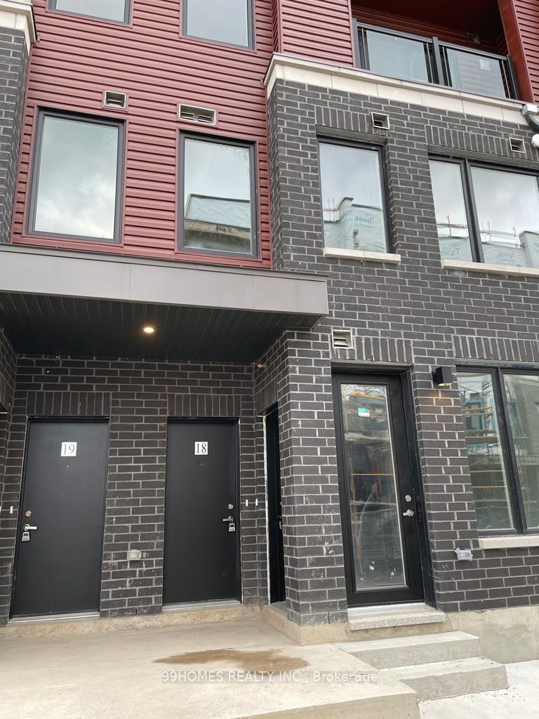 3429 Ridgeway Drive 17 #17, Mississauga — Condo Town for lease, photo 1