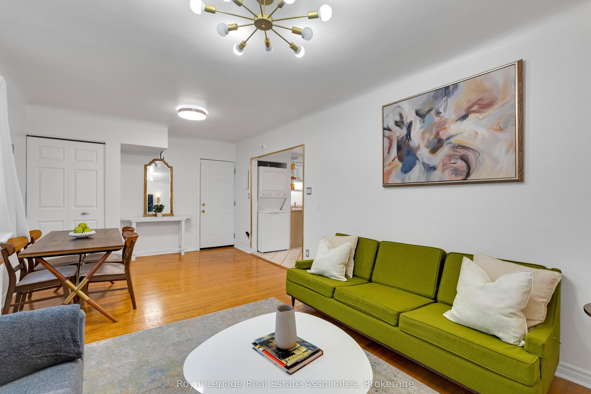 2 Vineland Avenue 15 #15, Hamilton — Condo for sale, photo 1