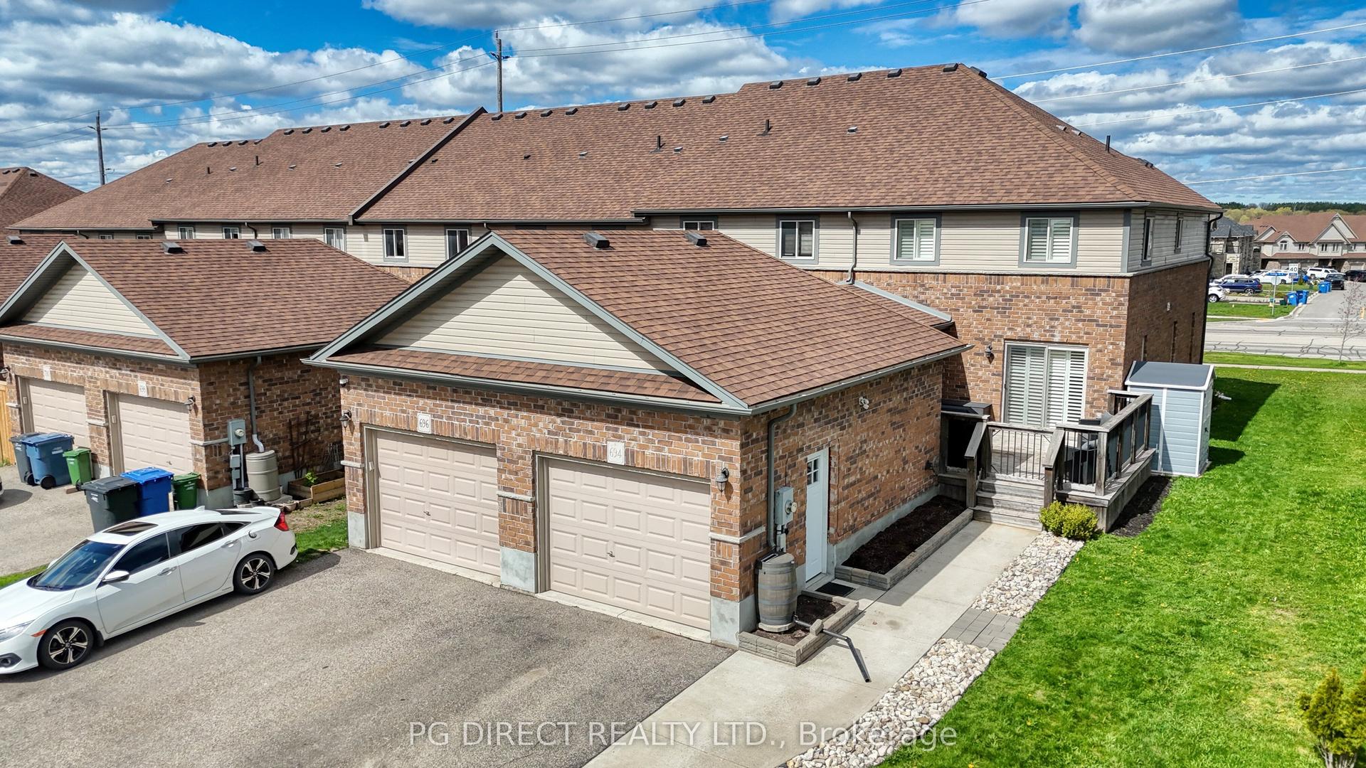 694 Victoria Road N — photo 1
