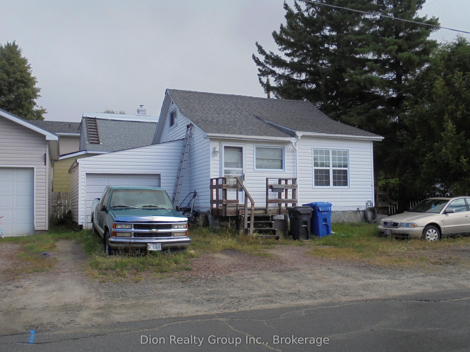 28 Rand Avenue W, Kirkland Lake — Detached for sale, photo 1