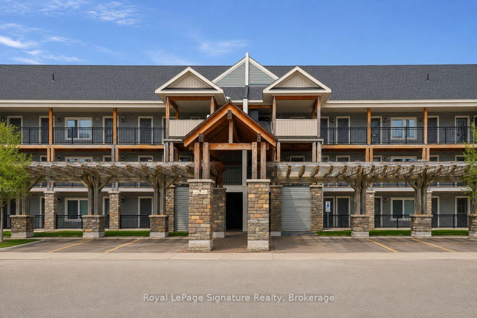 4 ANCHORAGE Crescent 101 #101 — photo 1