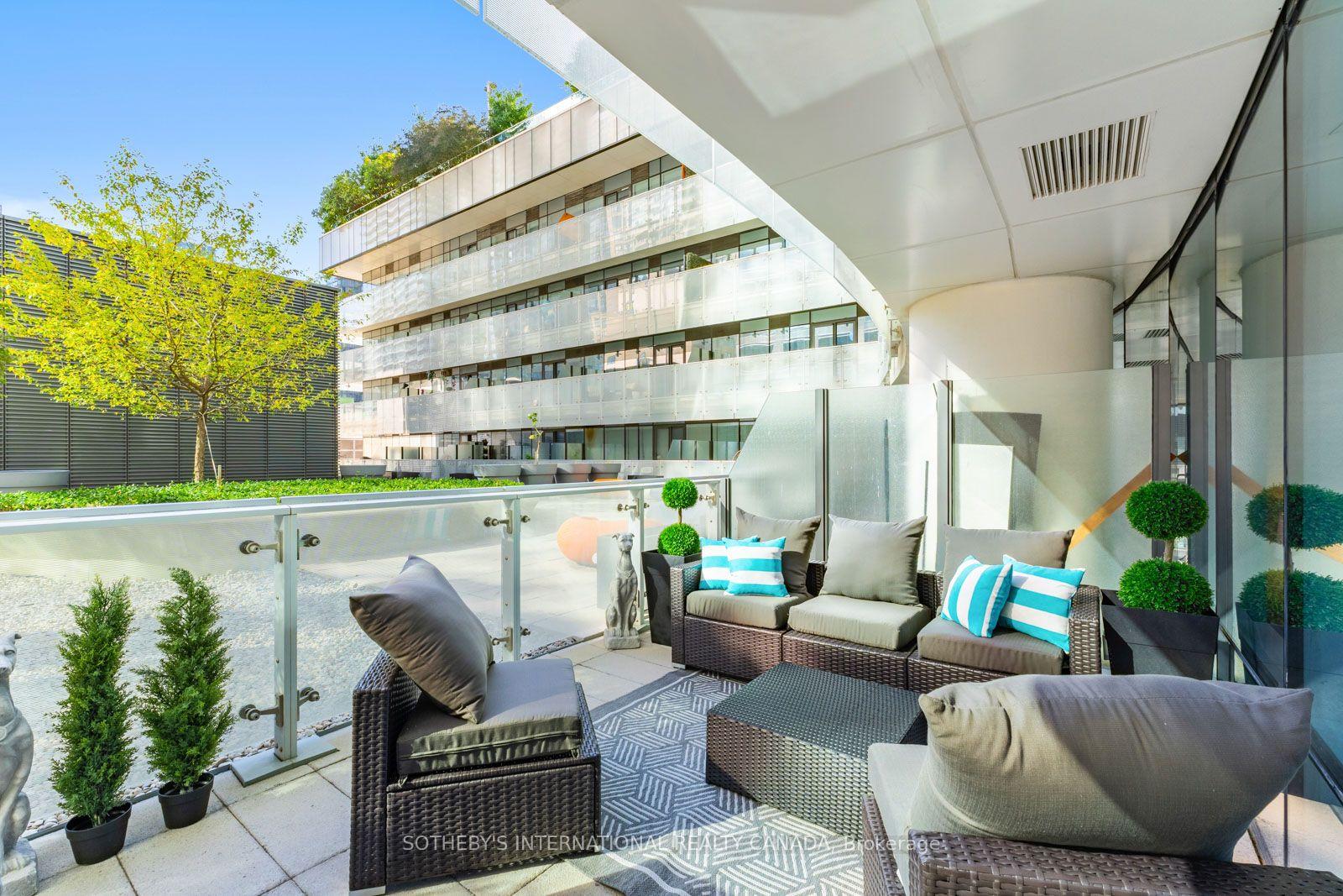 1 Bloor Street E 303 #303 — photo 1