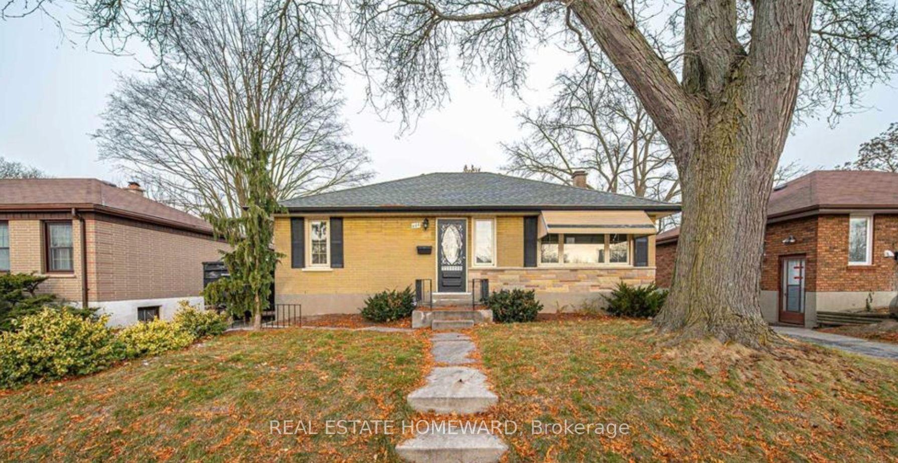 668 Harold Drive — photo 1