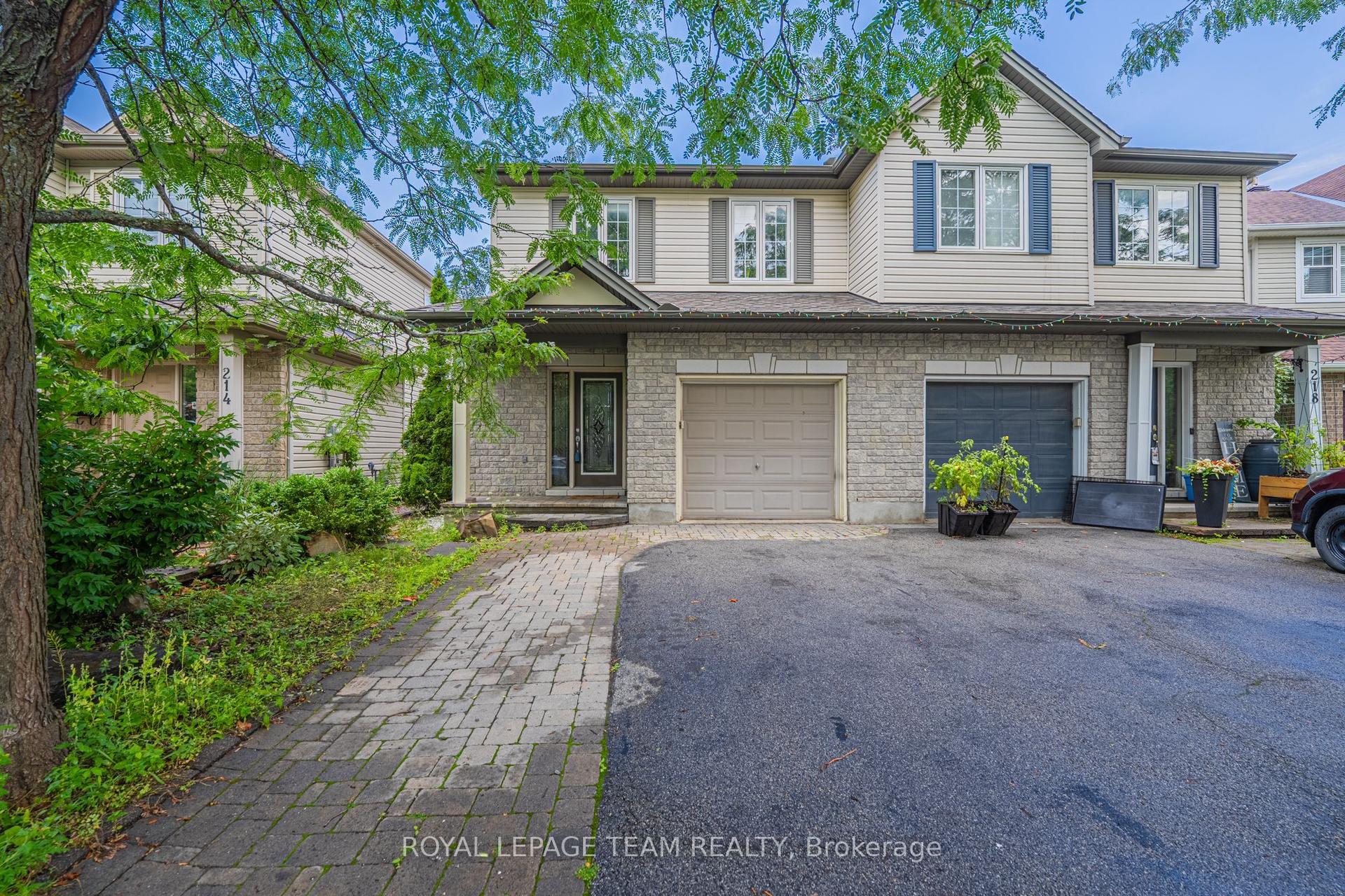 216 Horseshoe Crescent, Stittsville - Munster - Richmond — Semi-Detached for lease, photo 1