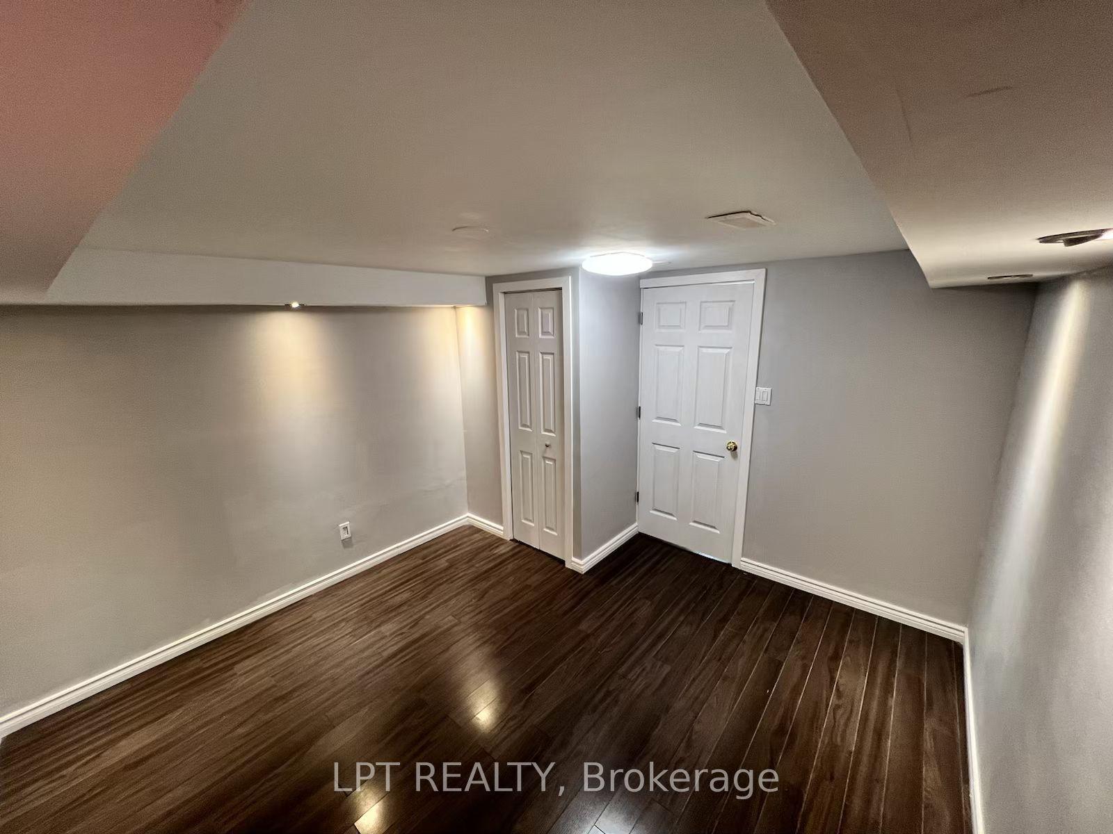 39 Frankton Crescent — photo 1