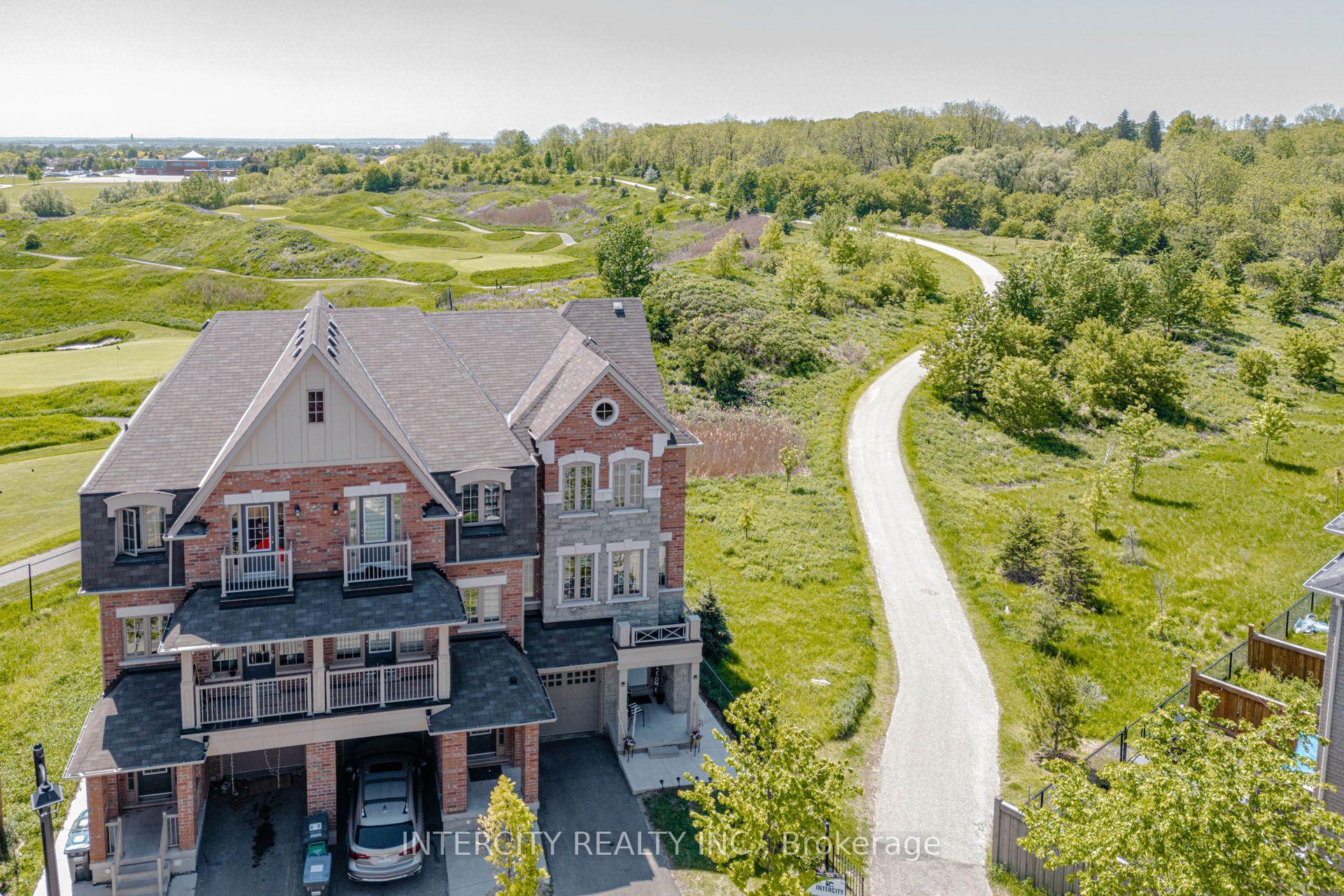 44 Shiff Crescent — photo 1
