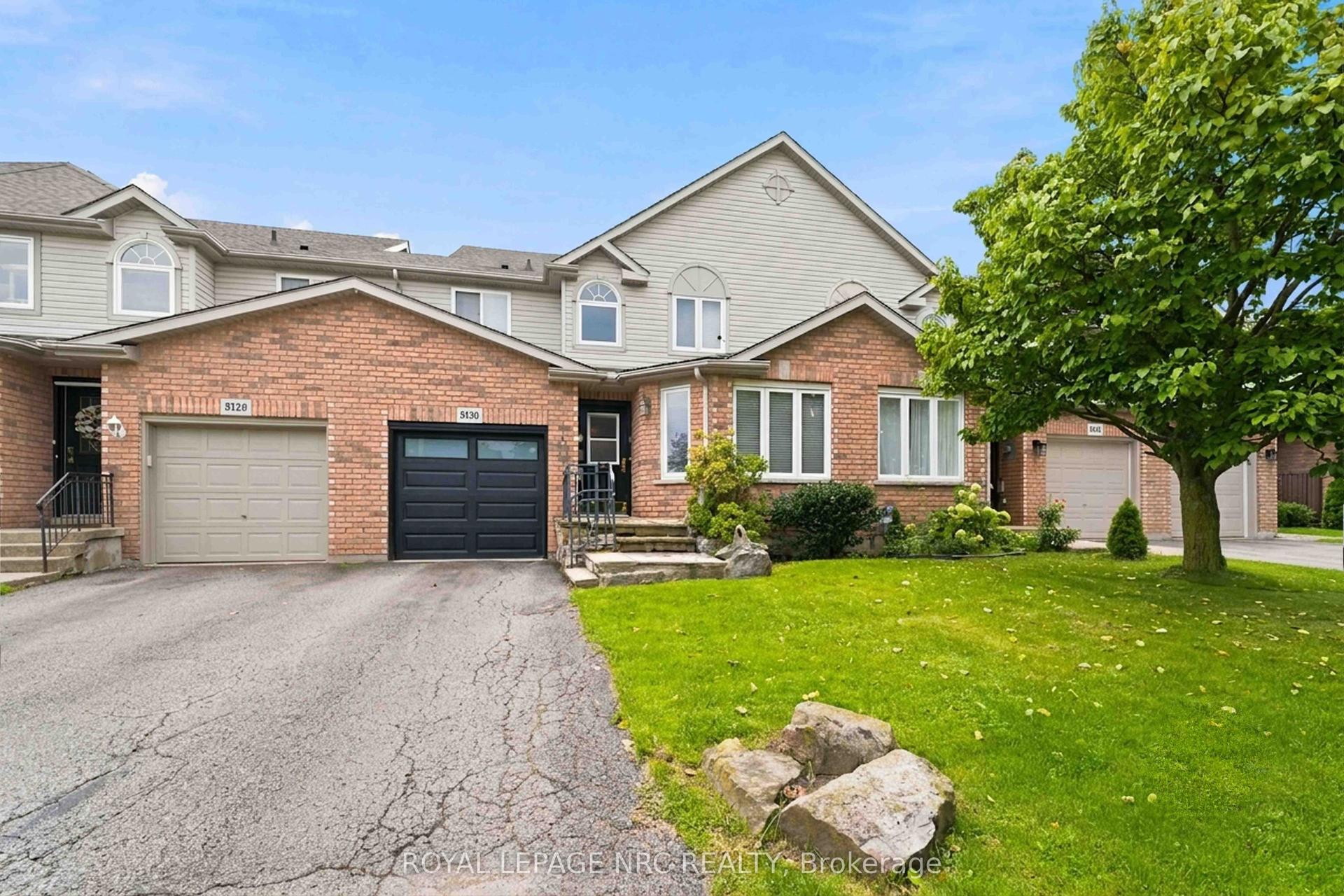 5130 St. George's Drive, Lincoln — Townhouse for sale, photo 1