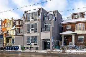 686 Bathurst Street 202 #202 — photo 1