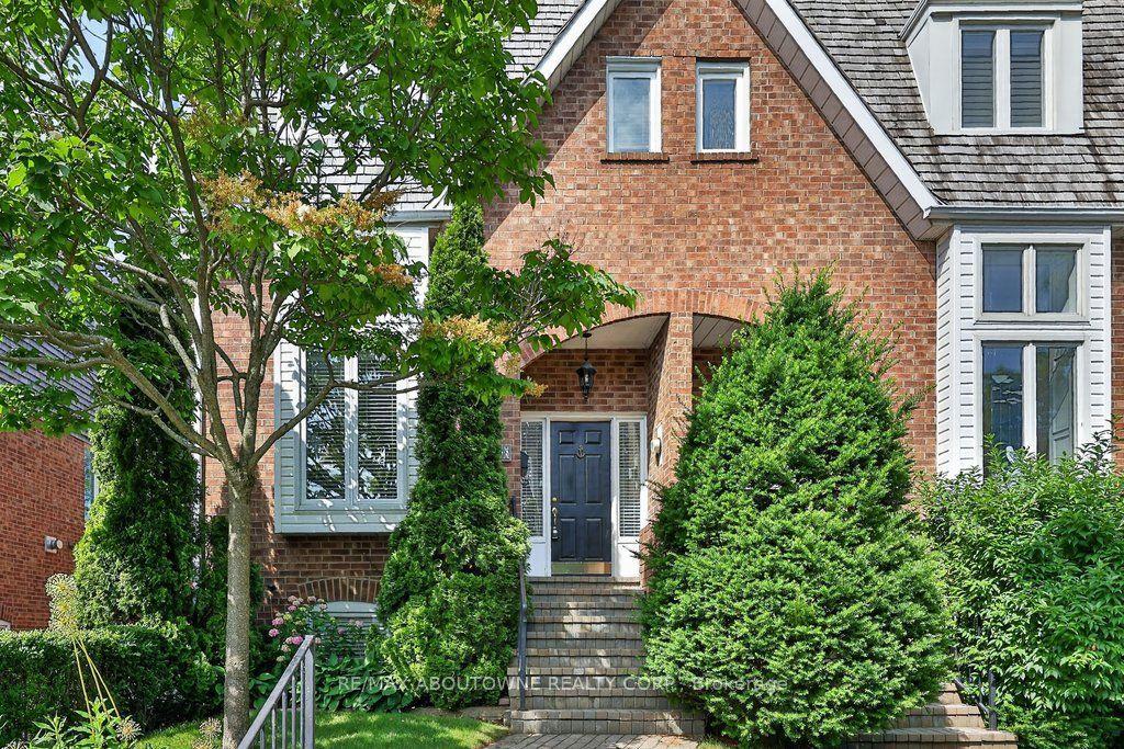 86 Forsythe Street, Oakville — Townhouse for sale, photo 1