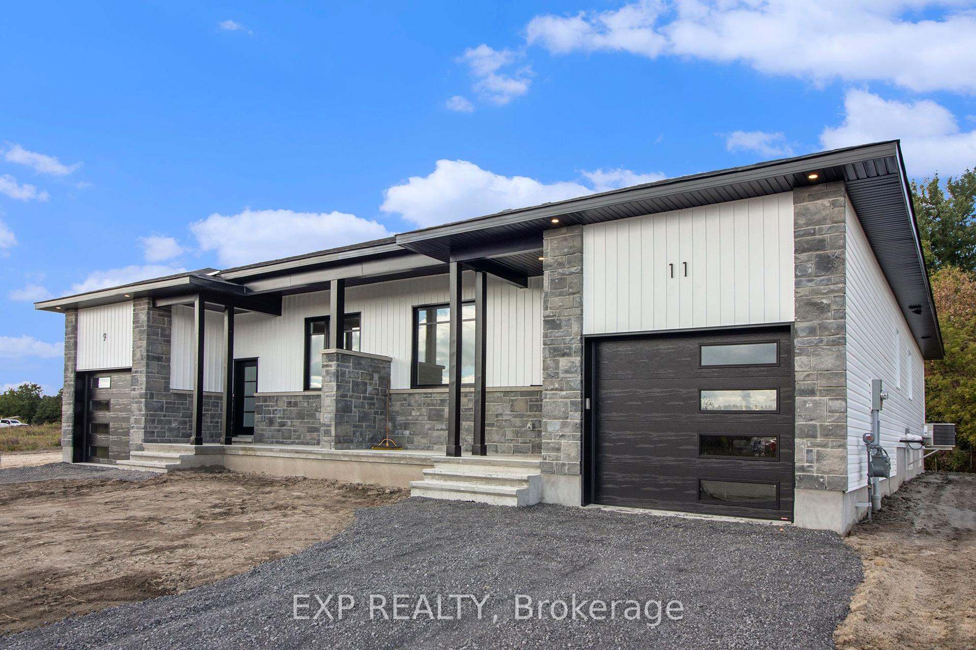 775 Lacroix Road — photo 1