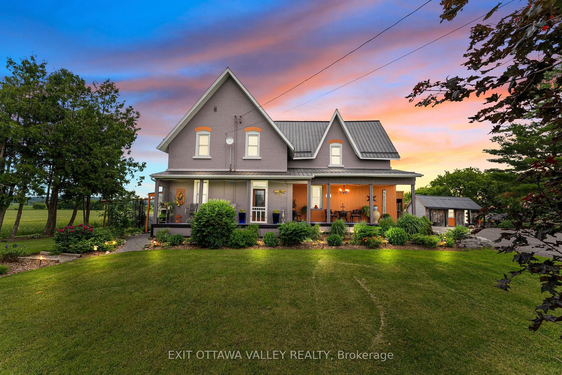 1922 Kerr Line Road, Whitewater Region — Detached for sale, photo 1