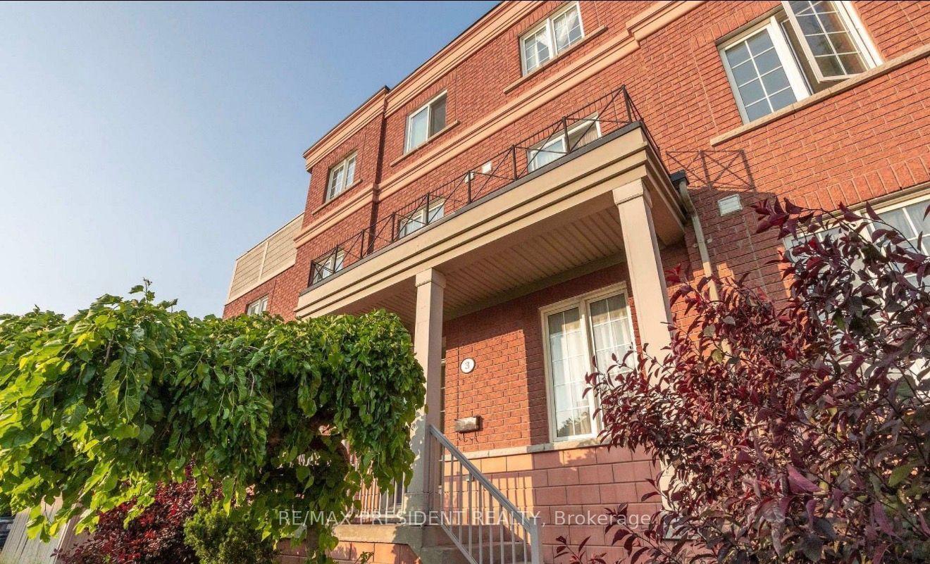 3 Herzberg Gardens, Toronto — Semi-Detached for sale, photo 1