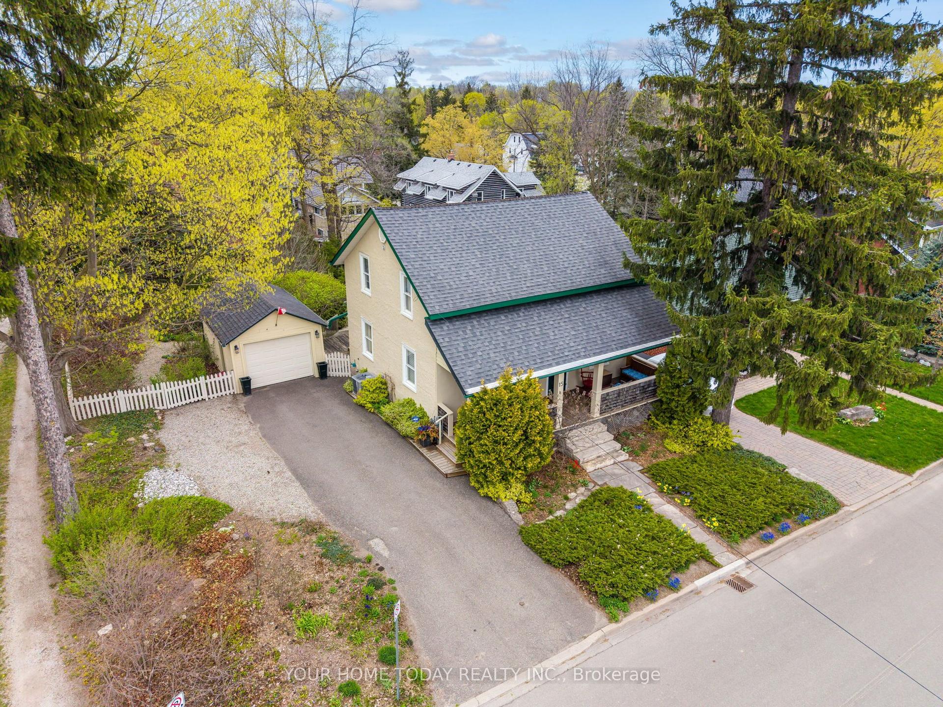 15 Albert Street — photo 1