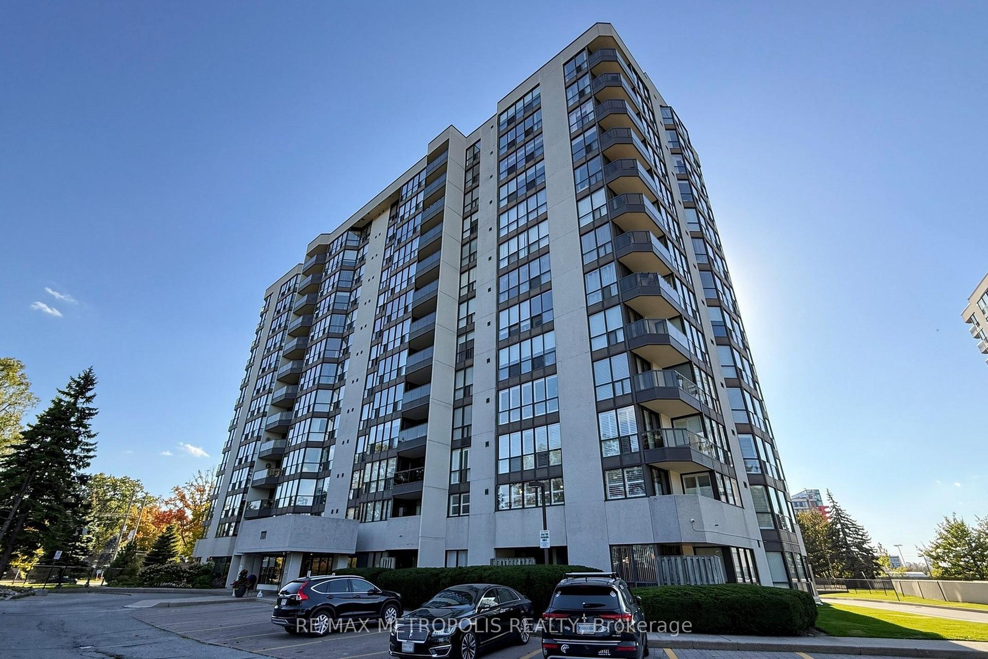 1111 Bough Beeches Boulevard 207 #207, Mississauga — Condo for sale, photo 1