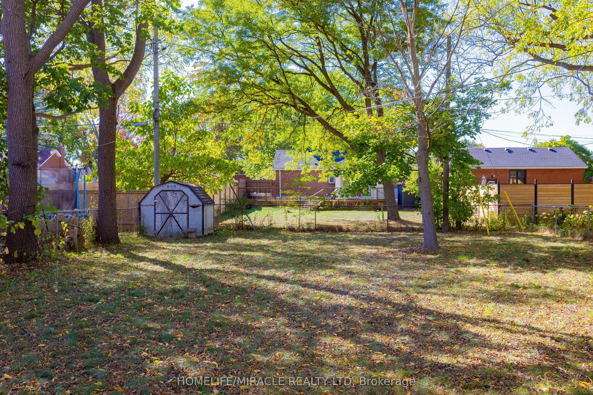 437 Clarke Road — photo 1