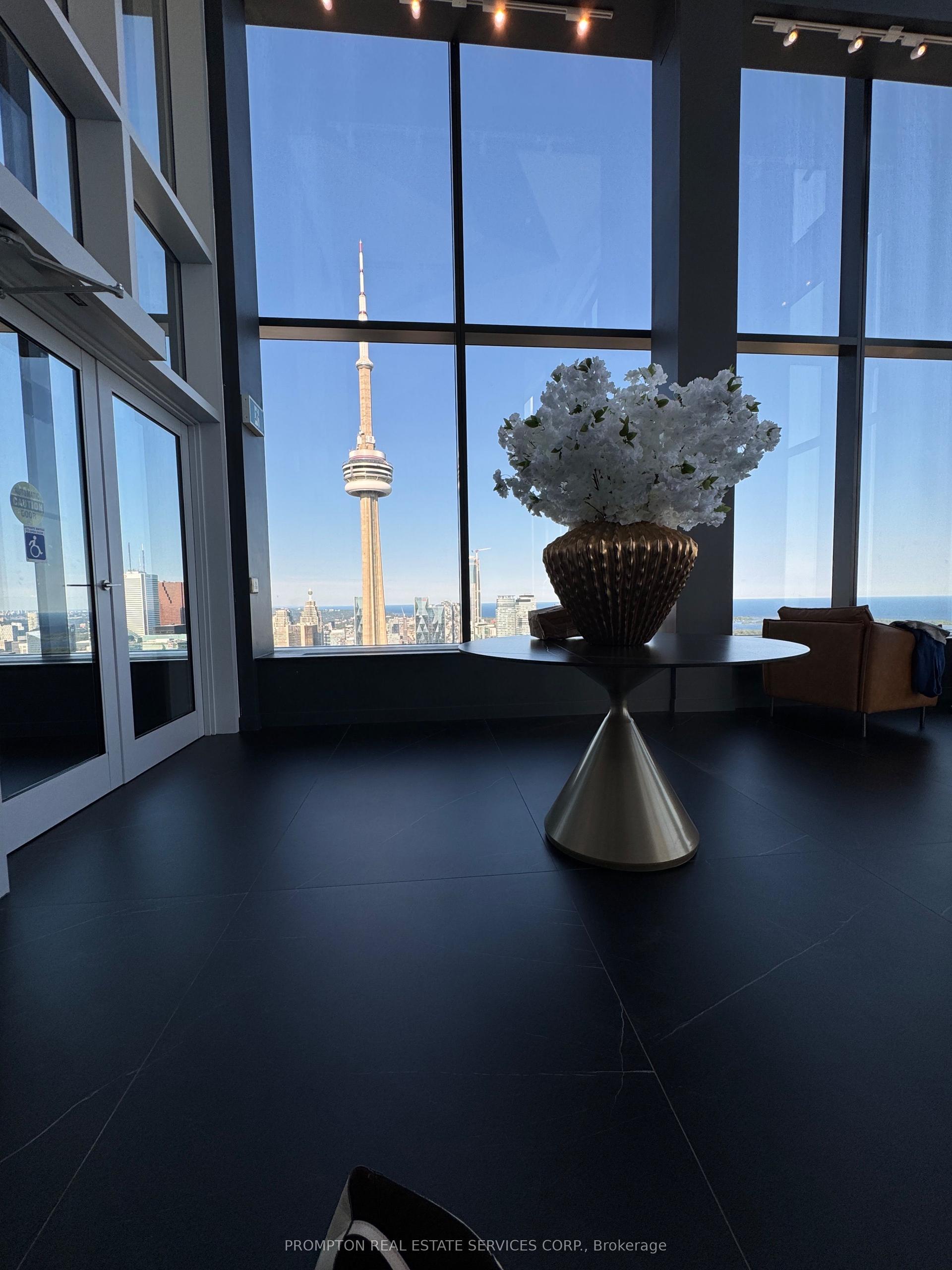 3 Concord Cityplace Way 1602 #1602, Toronto — Condo for lease, photo 1
