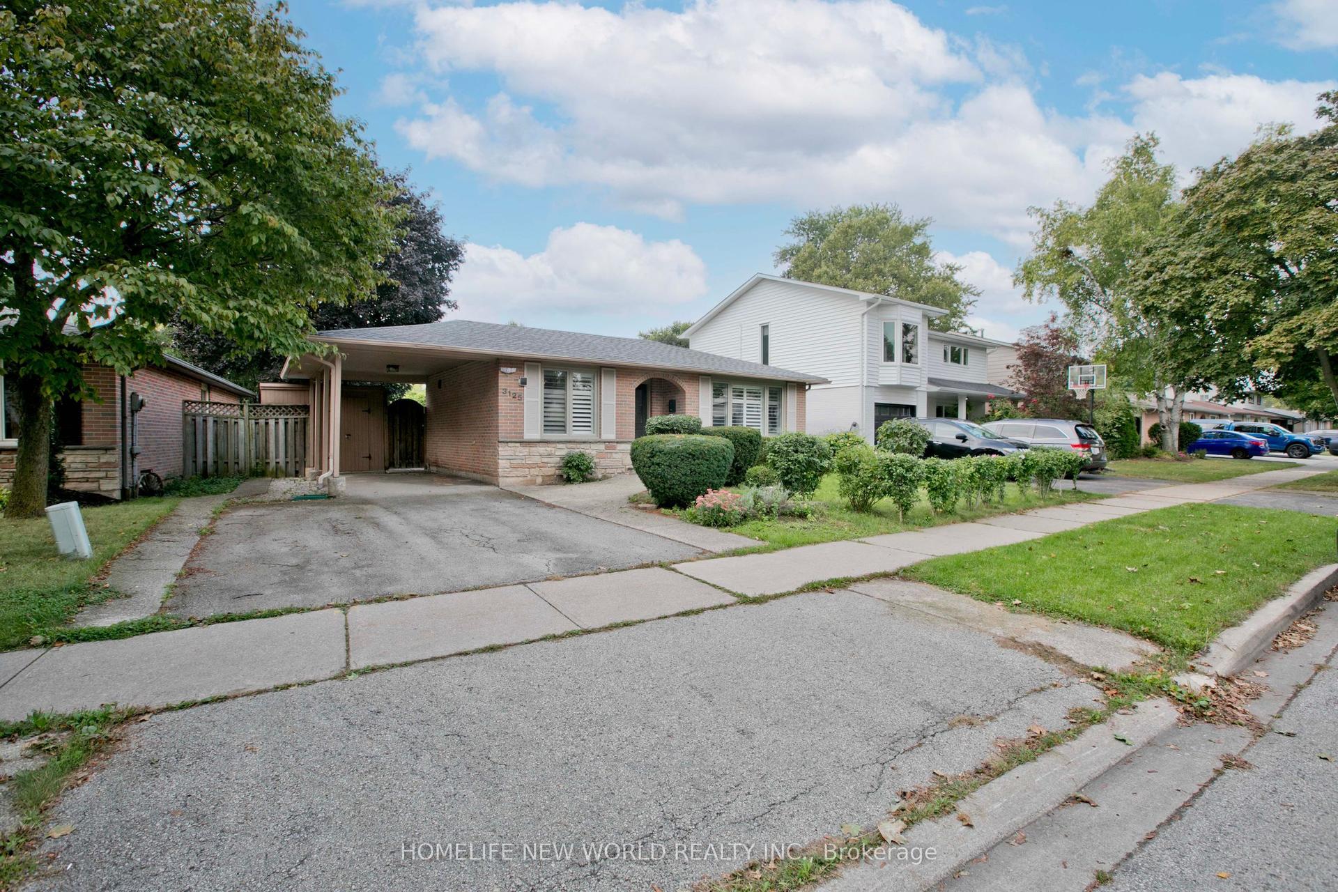 3125 Centennial Drive, Burlington — Detached for sale, photo 1