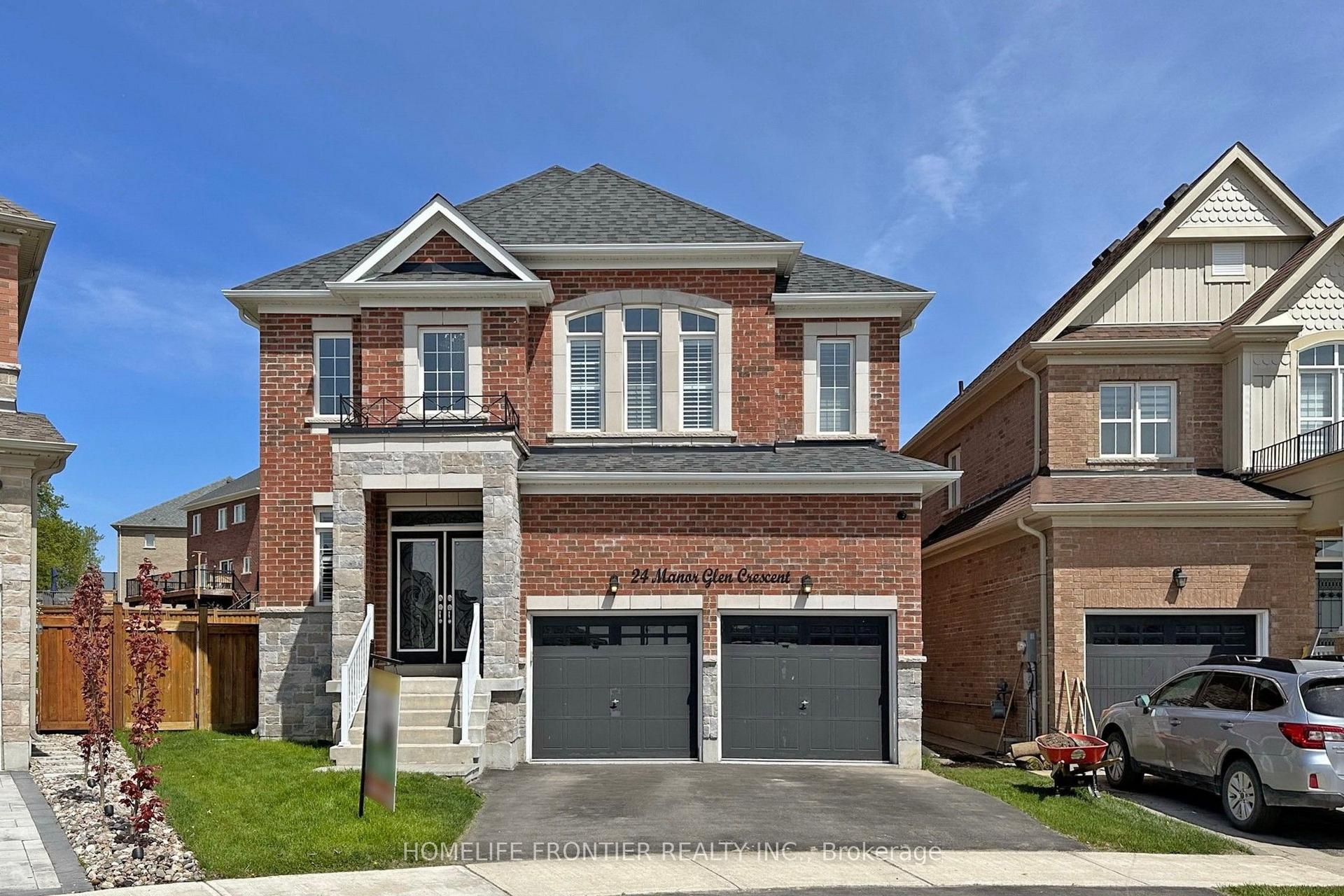 24 Manor Glen Crescent — photo 1